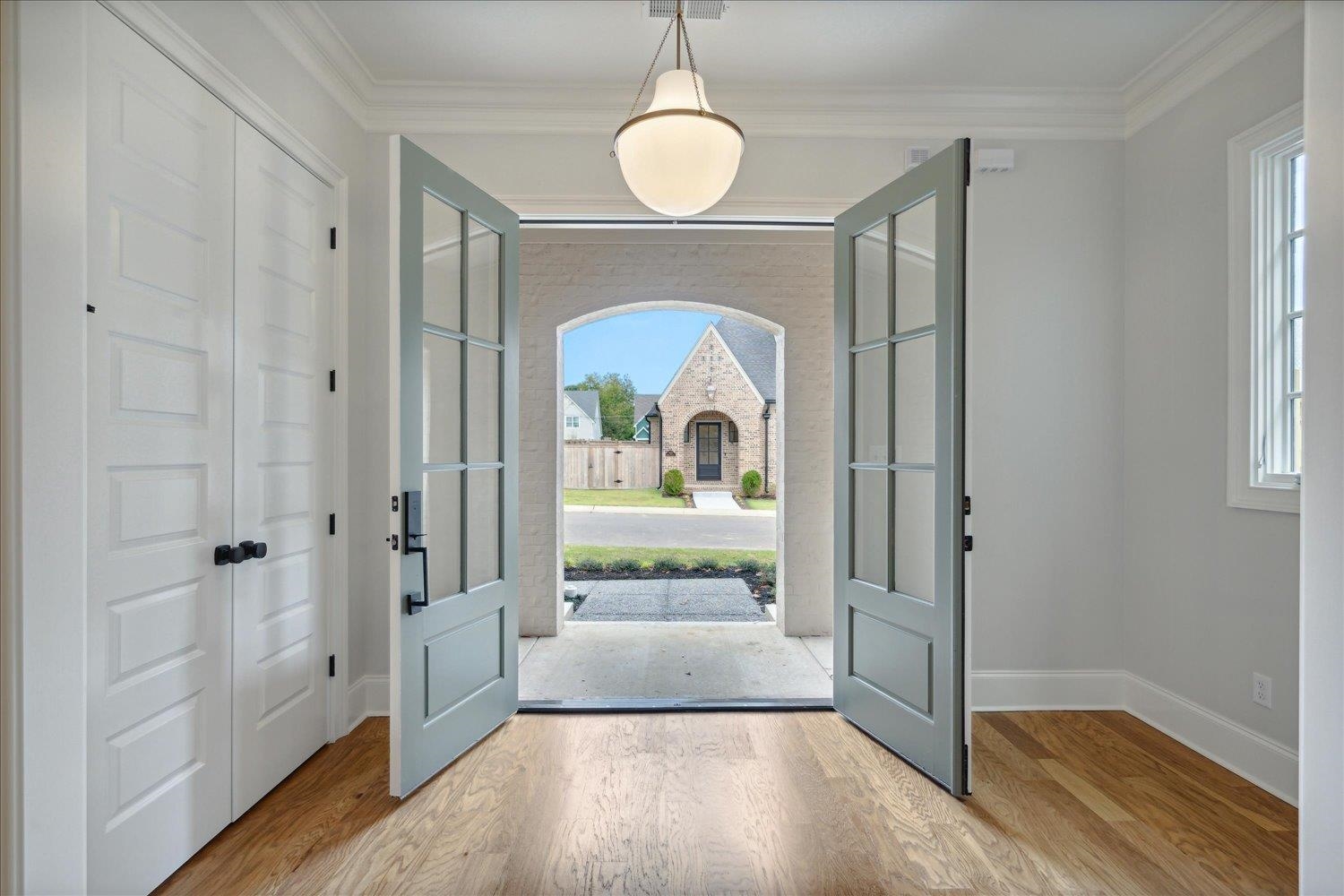 5017 HENRY HEIGHTS DR