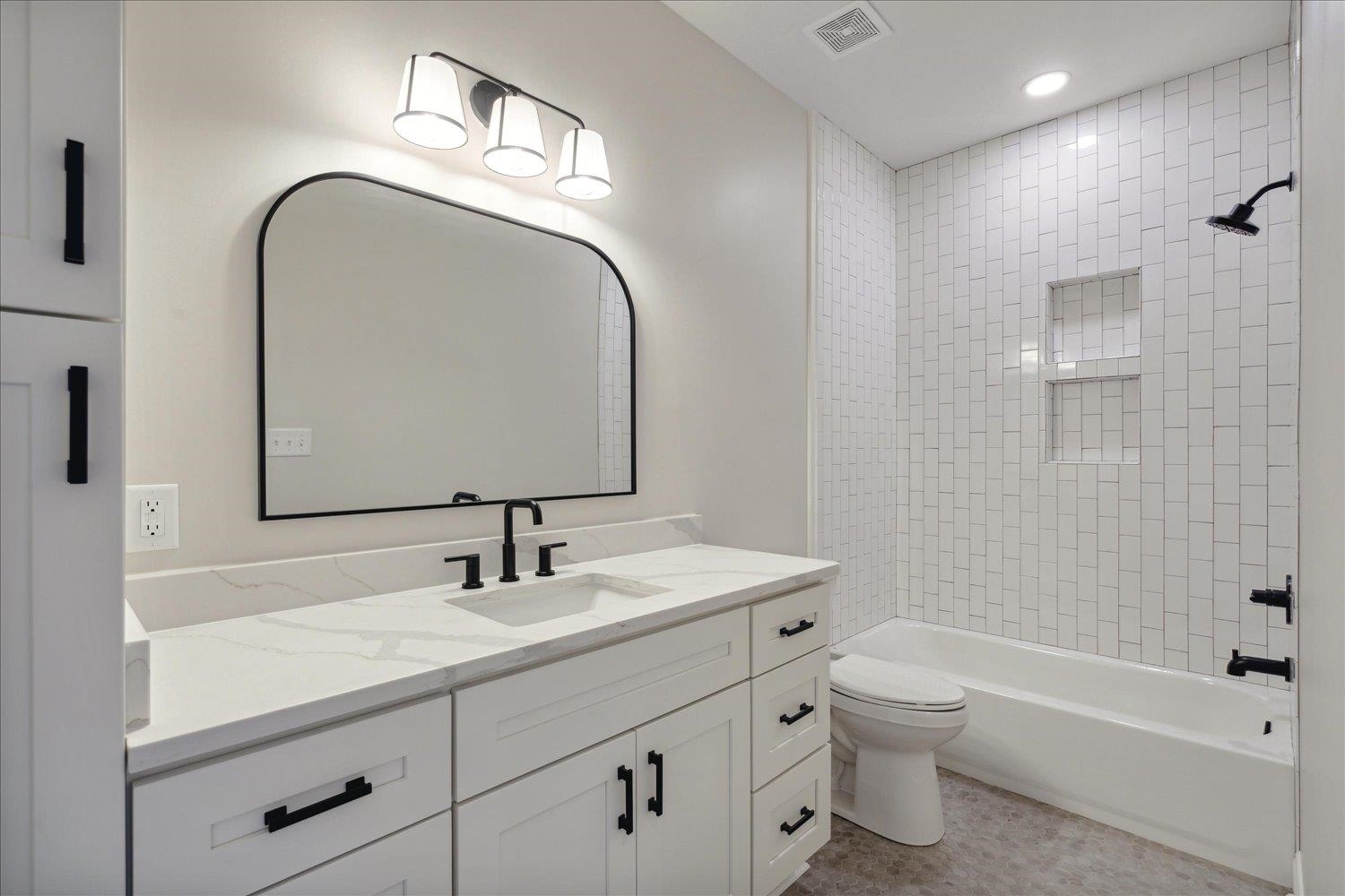 5017 HENRY HEIGHTS DR