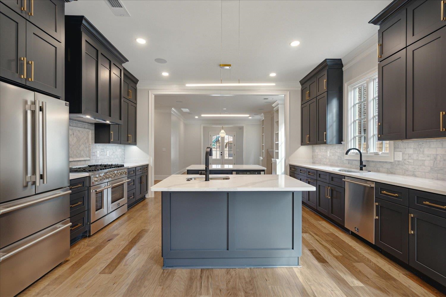 5017 HENRY HEIGHTS DR