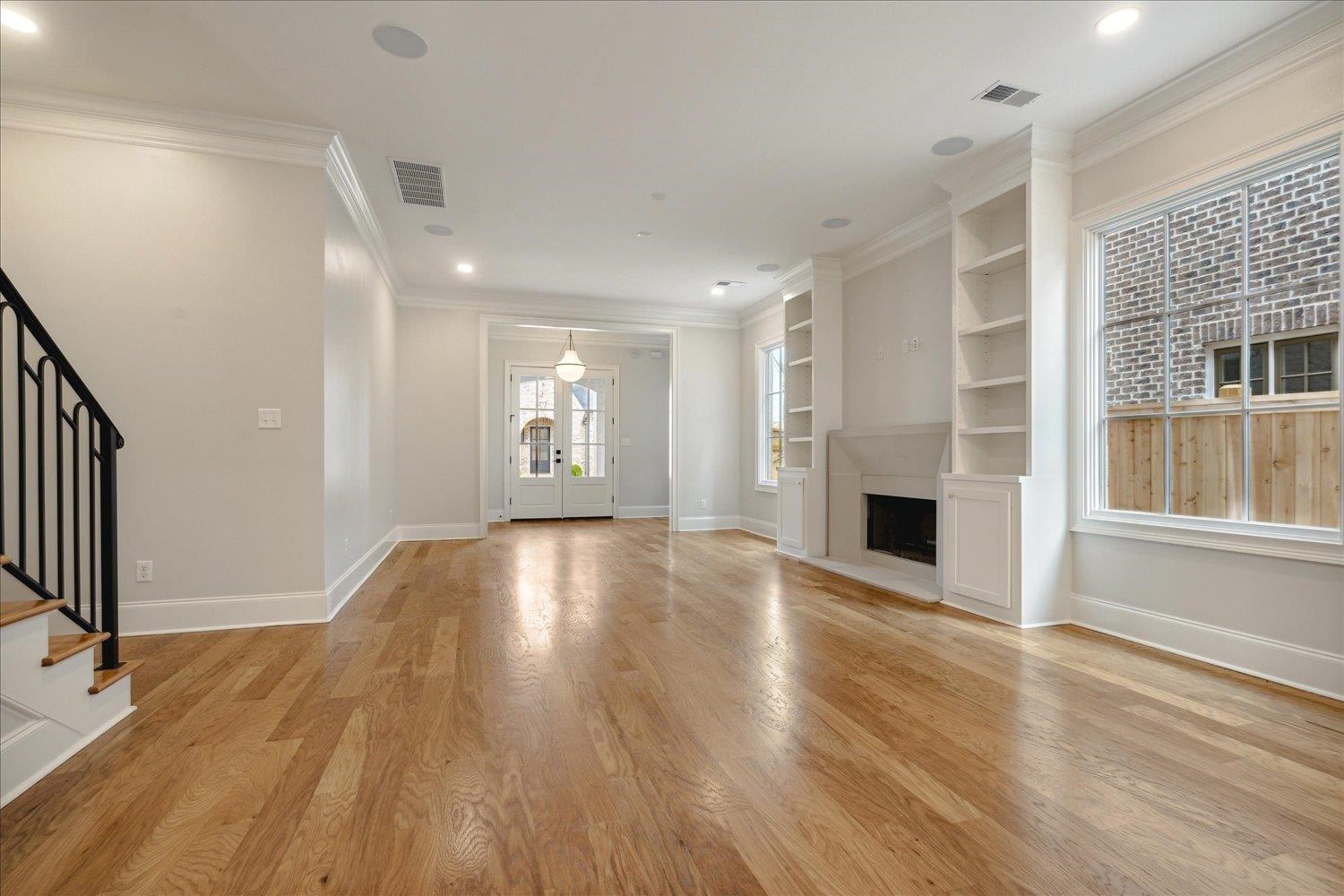 5017 HENRY HEIGHTS DR