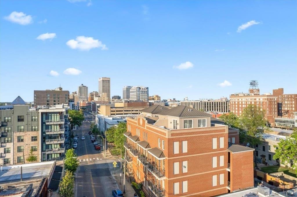 65 E PONTOTOC AVE Unit: 301