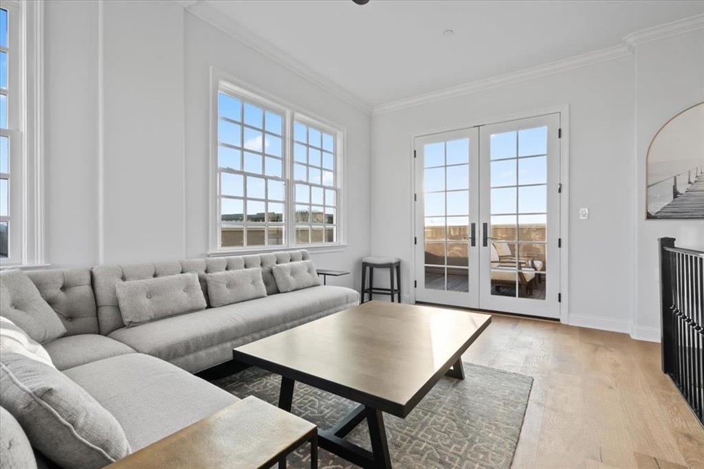 65 E PONTOTOC AVE Unit: 301