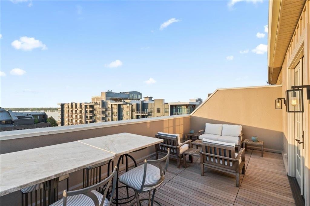 65 E PONTOTOC AVE Unit: 301