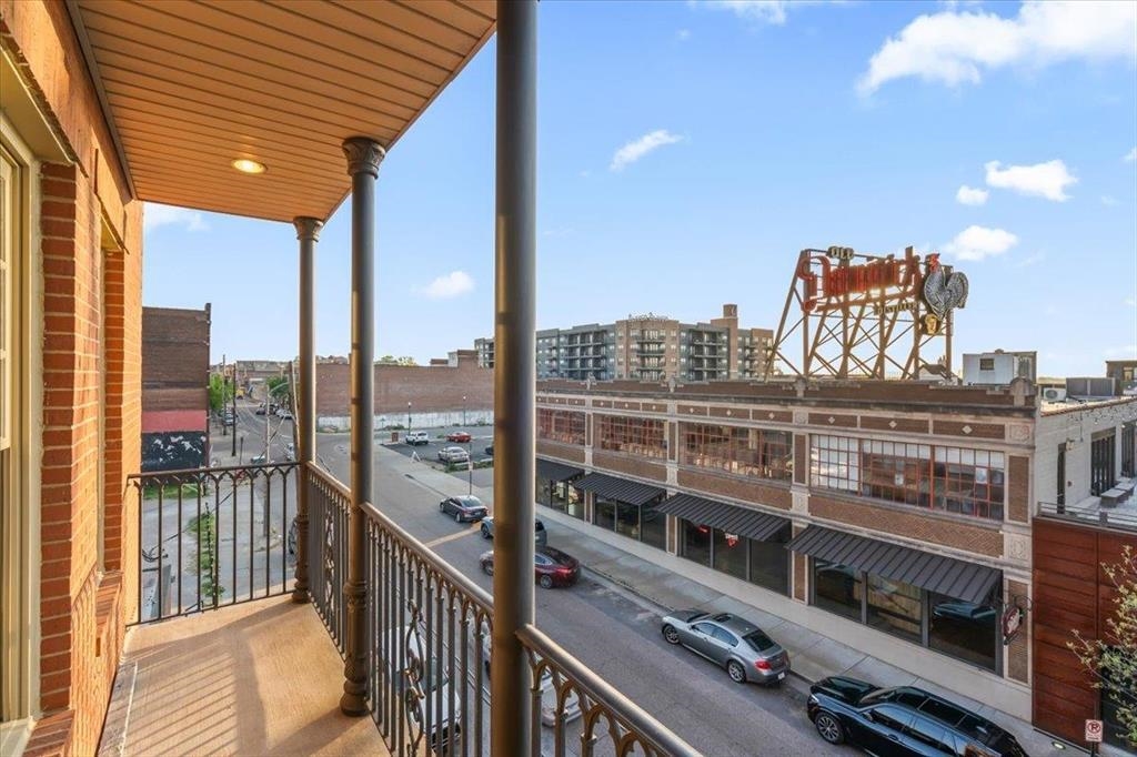 65 E PONTOTOC AVE Unit: 301