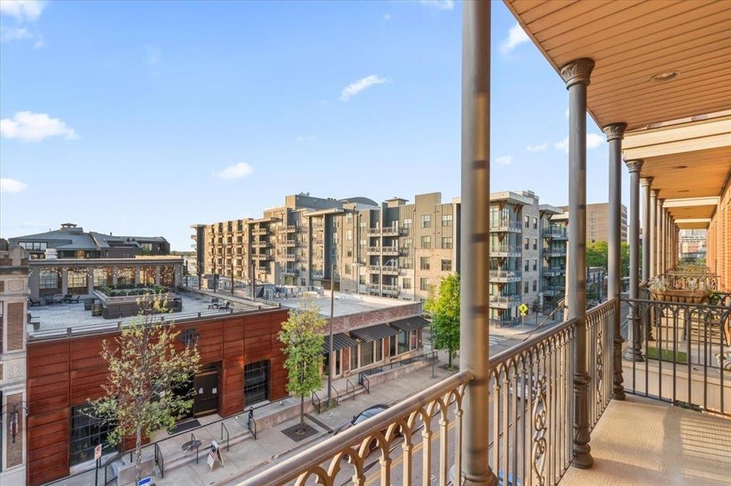 65 E PONTOTOC AVE Unit: 301