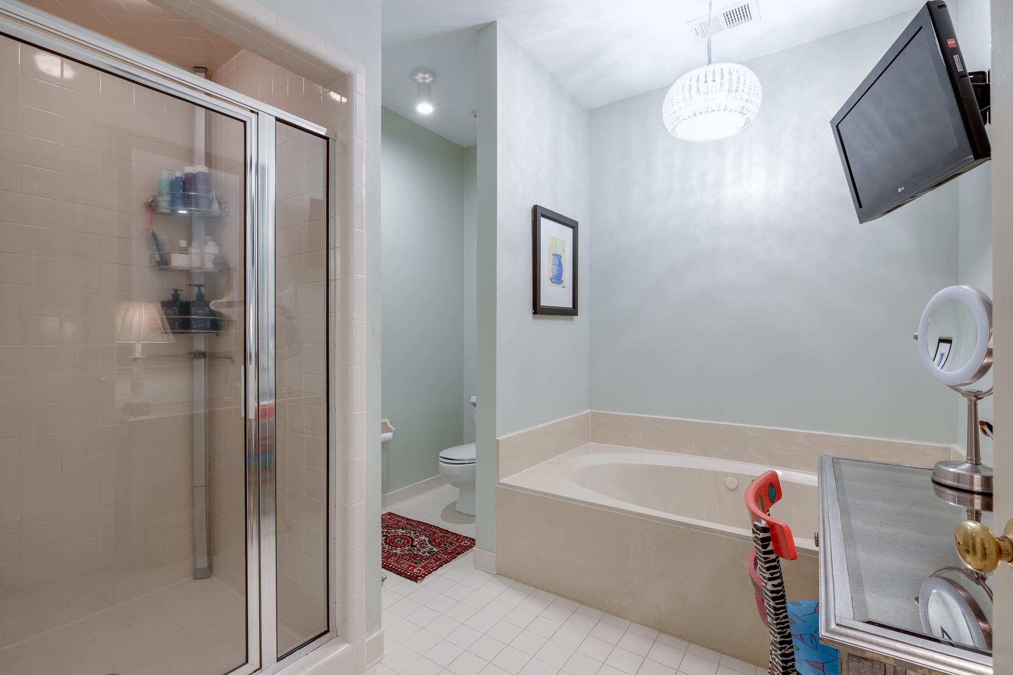 404 WELLINGTON CV
