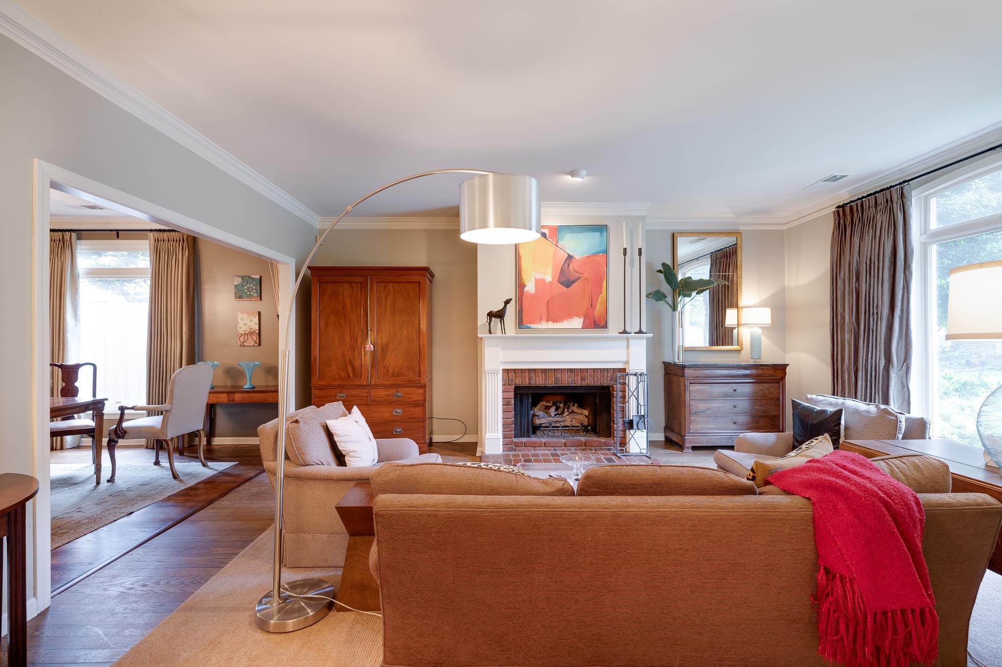 404 WELLINGTON CV