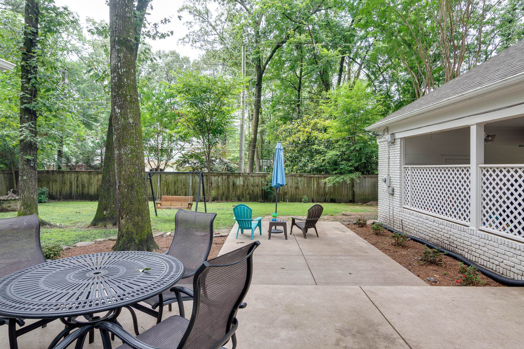 6353 KIRBY OAKS DR
