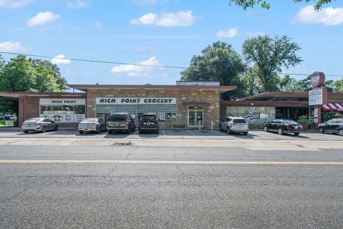 3575 KENWOOD AVE