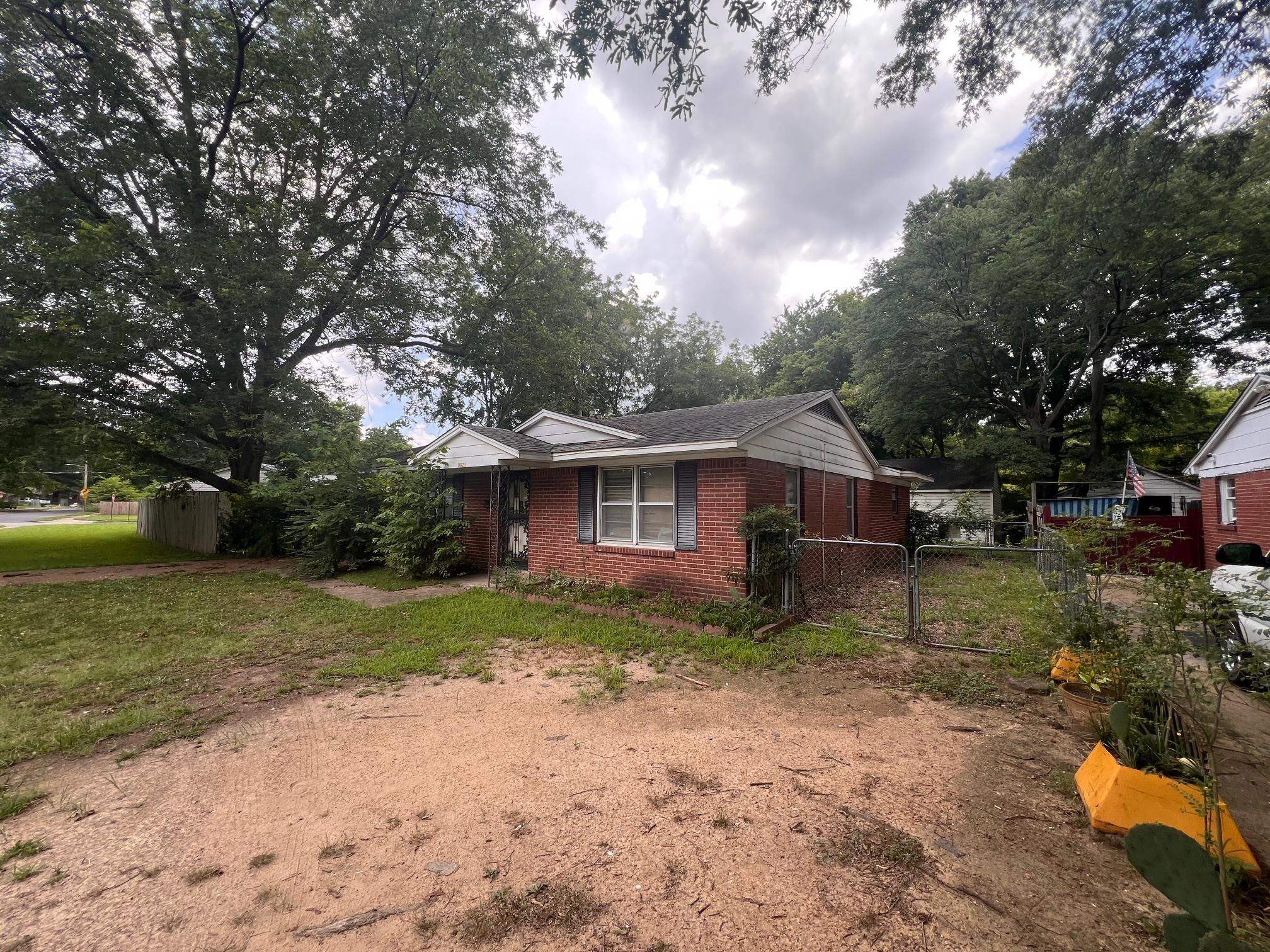 3620 SHARPE AVE