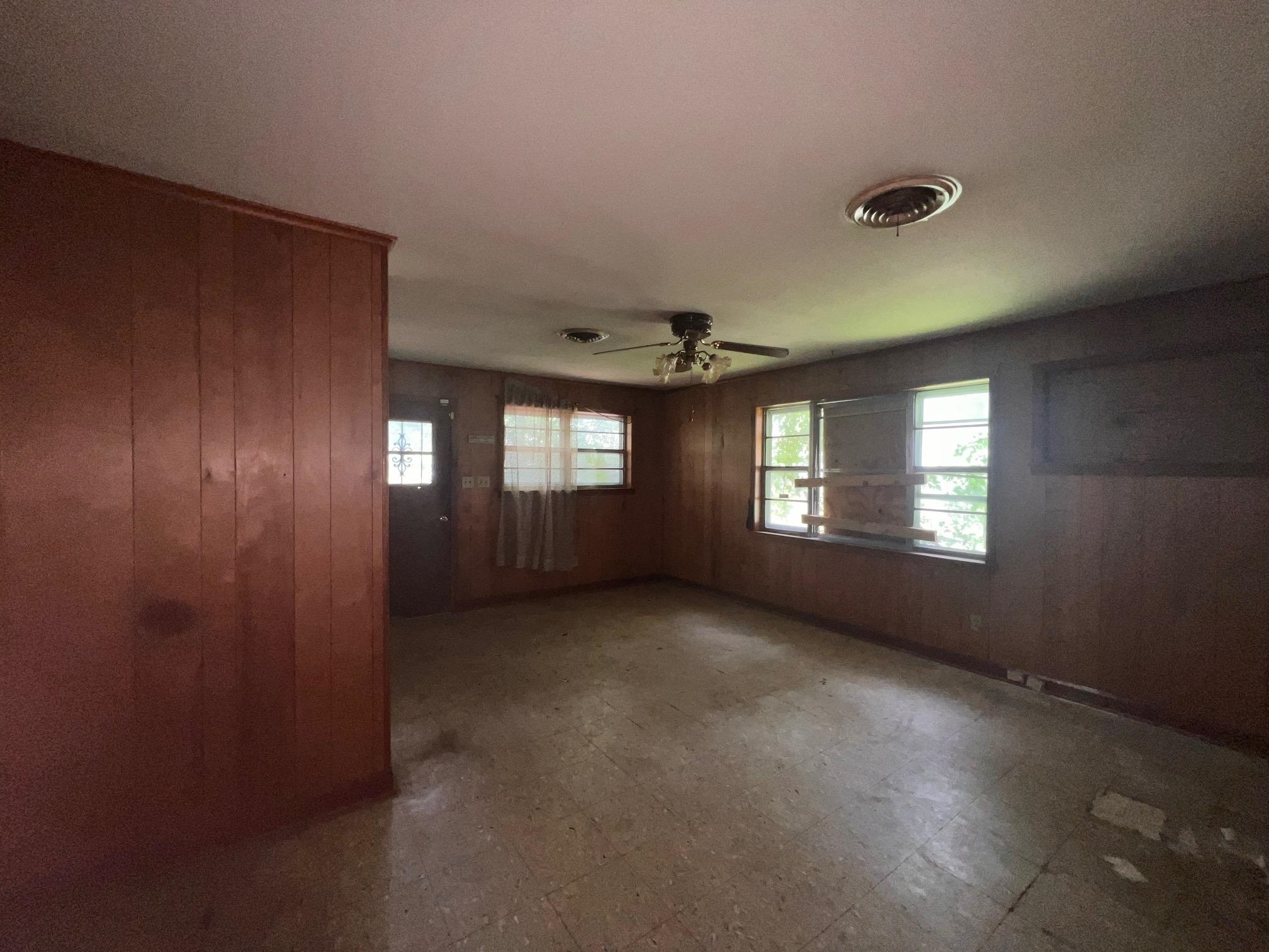 3620 SHARPE AVE