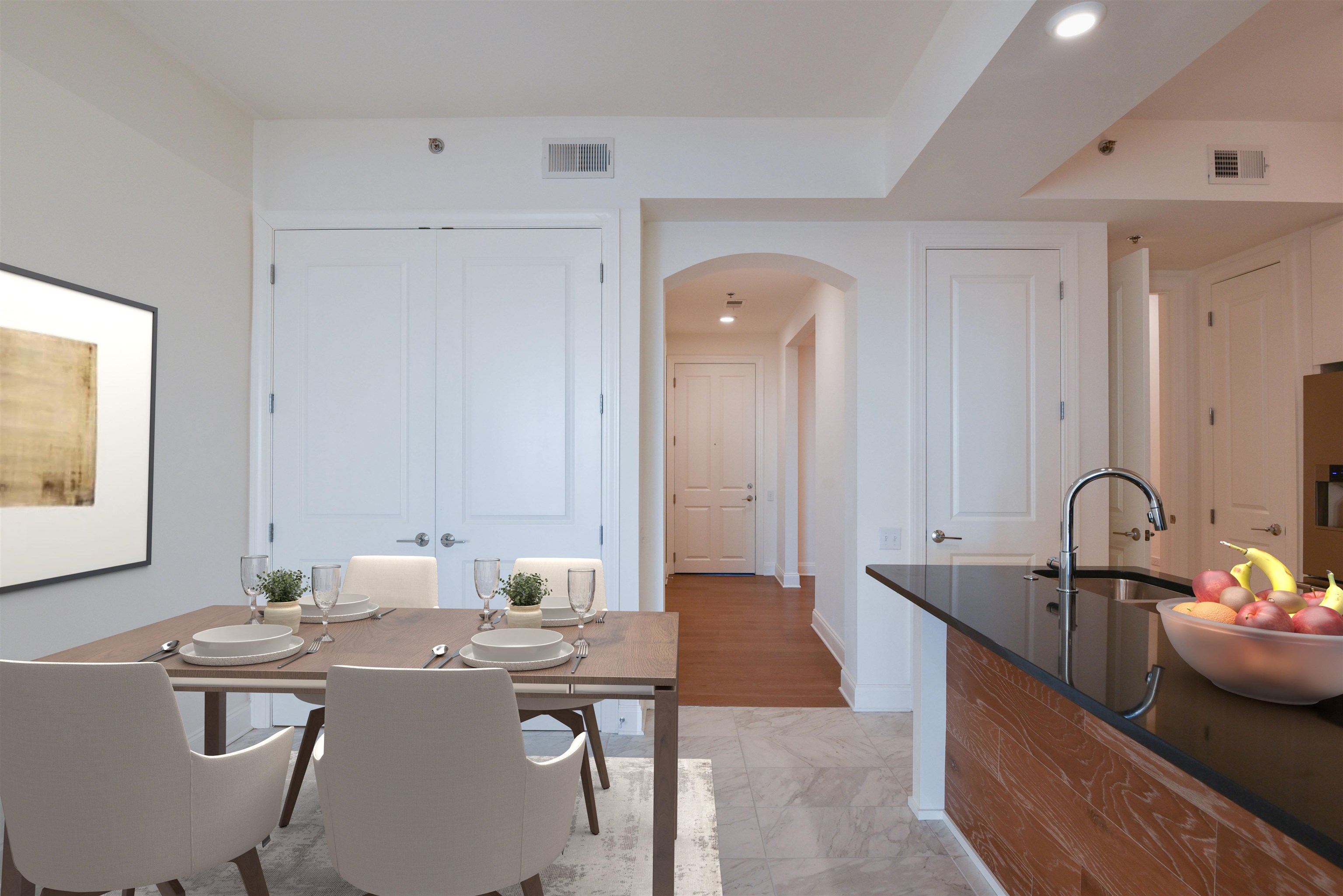 717 S RIVERSIDE DR Unit: 1207