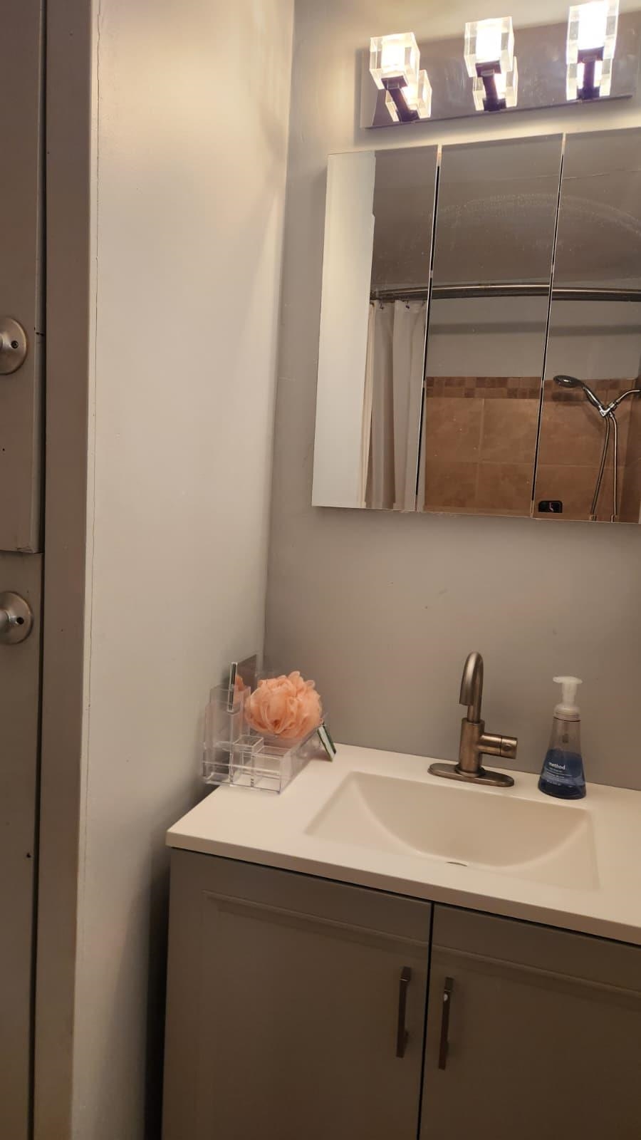 108 N BELVEDERE BLVD Unit: 33