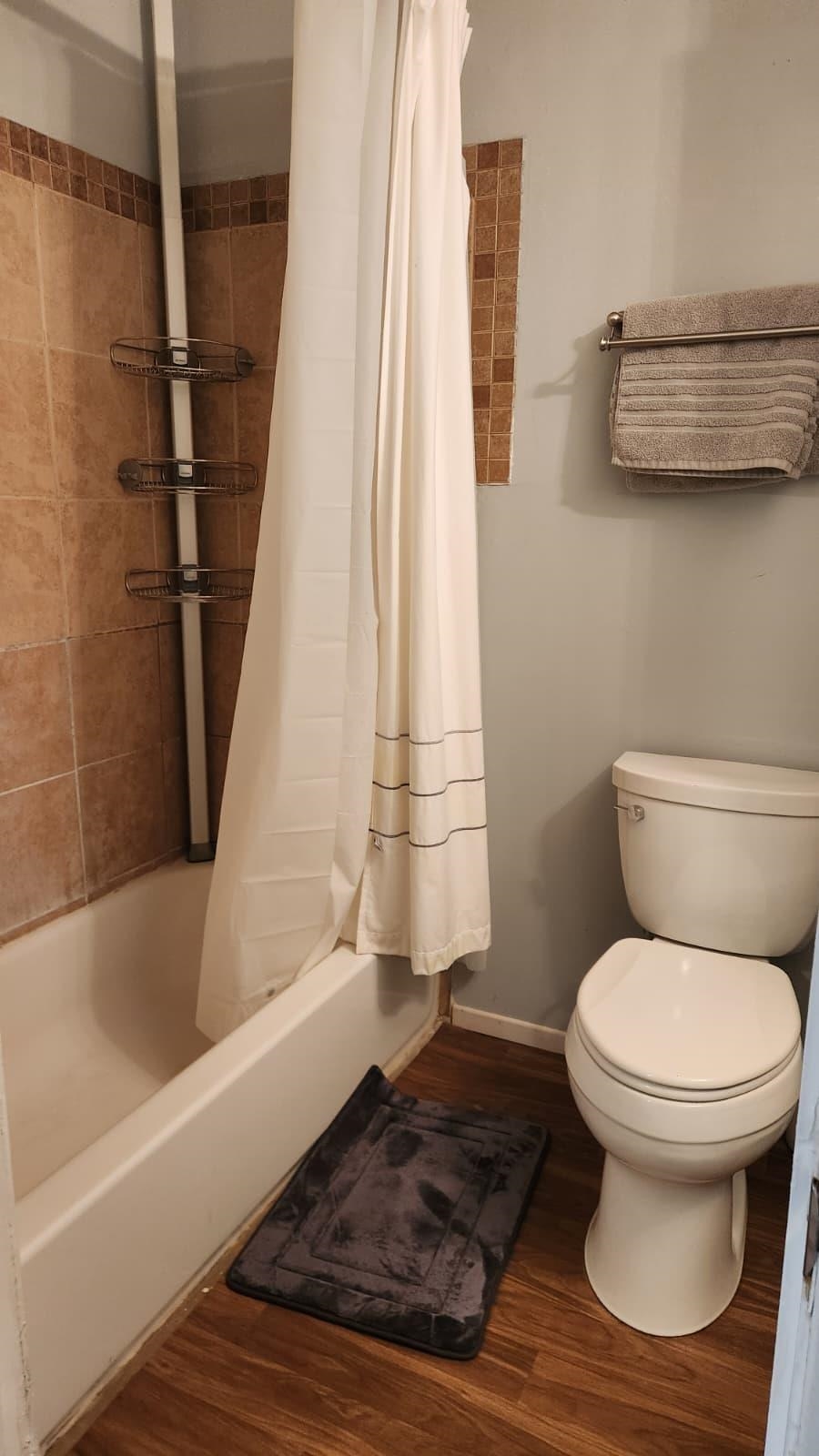 108 N BELVEDERE BLVD Unit: 33