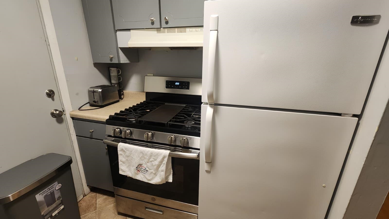 108 N BELVEDERE BLVD Unit: 33