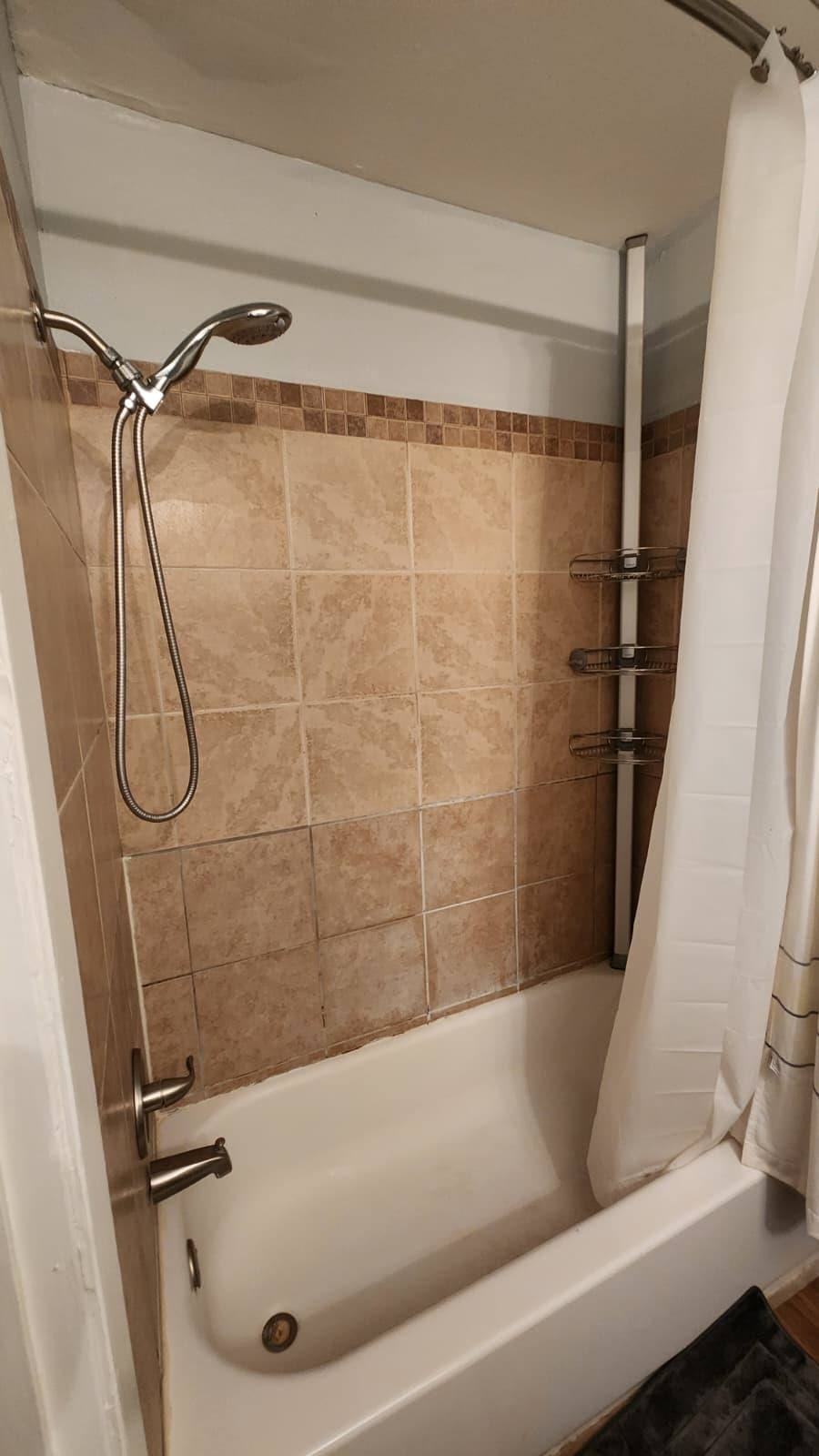 108 N BELVEDERE BLVD Unit: 33