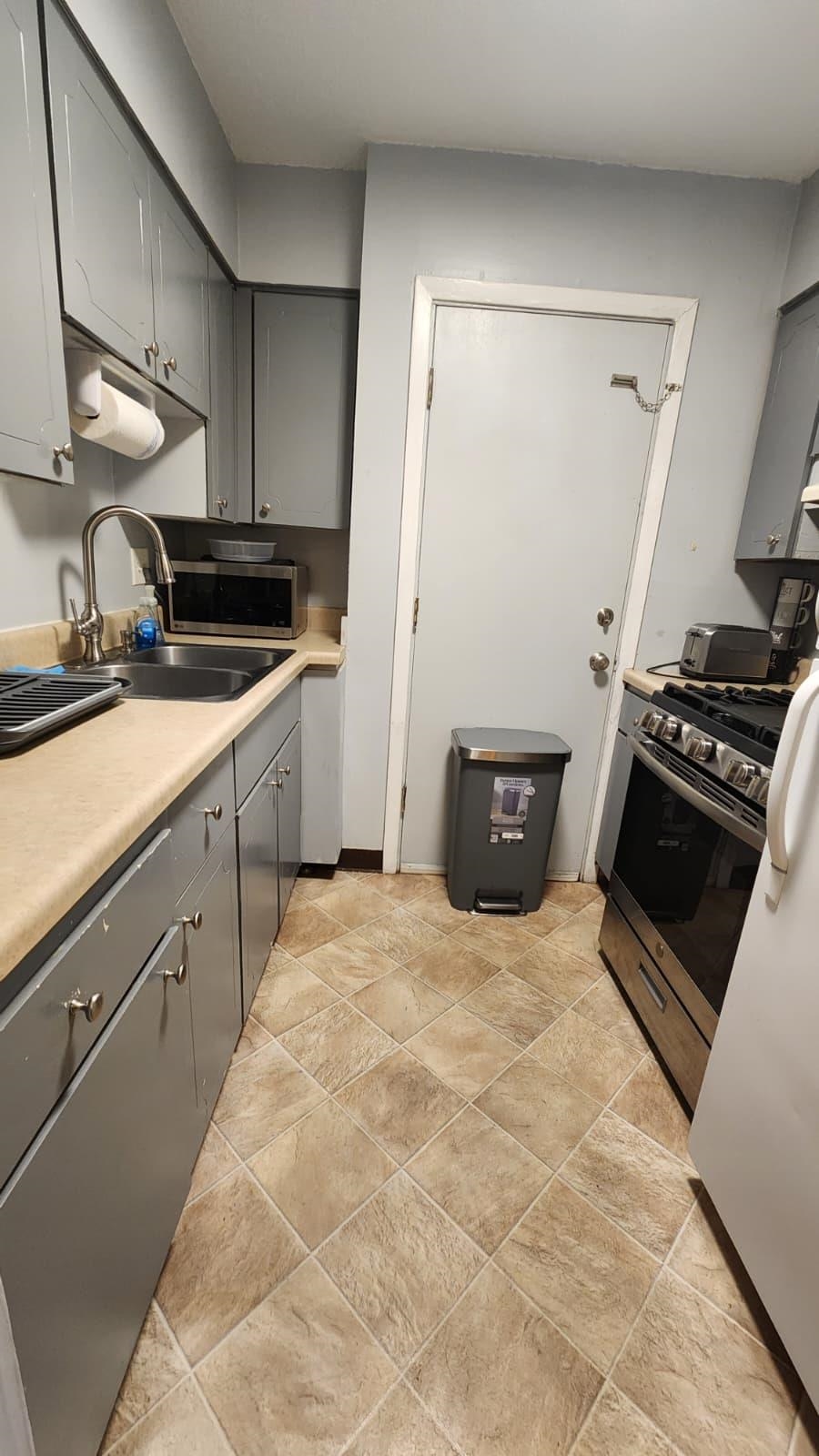 108 N BELVEDERE BLVD Unit: 33