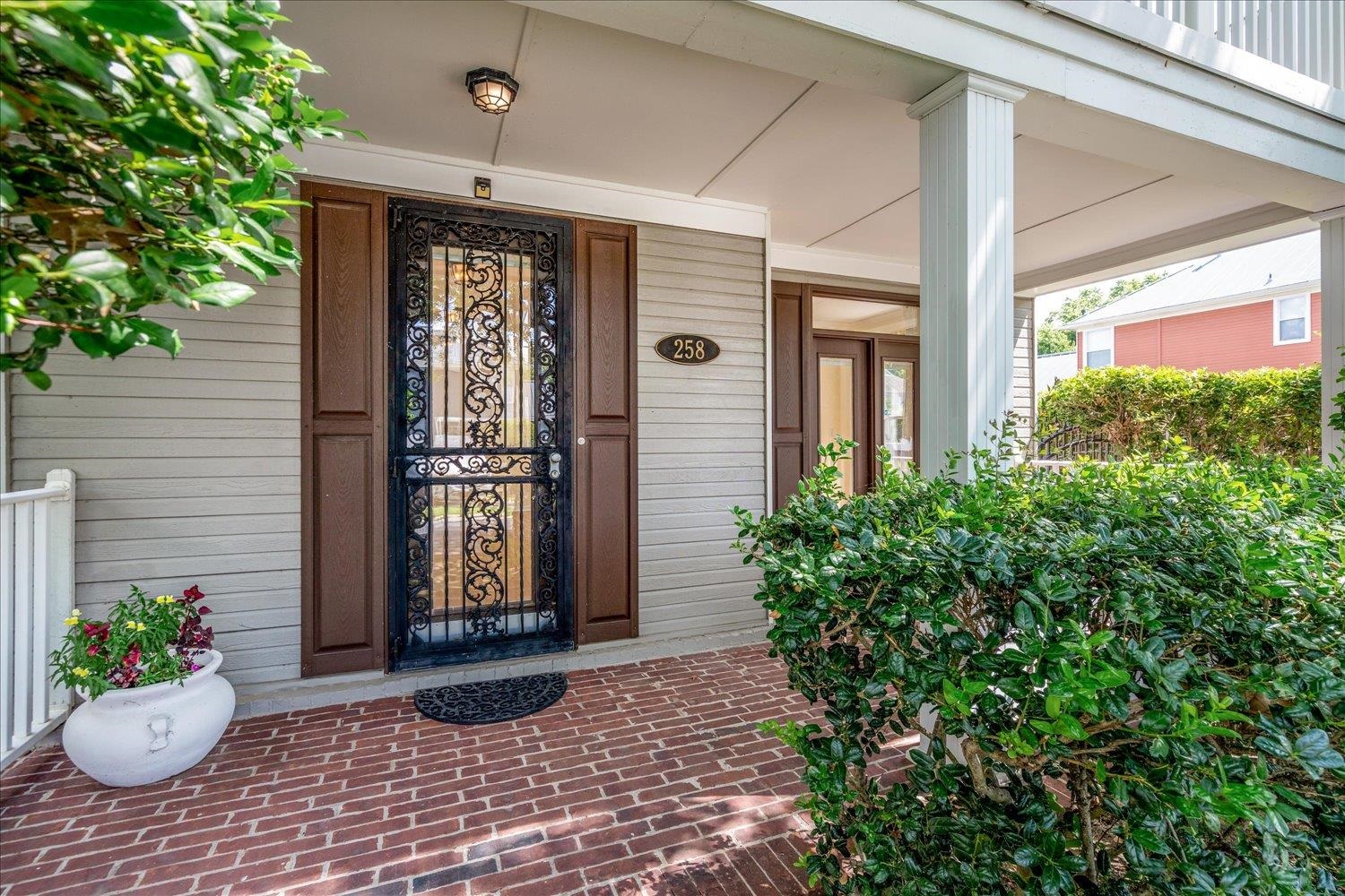 258 FLEETS ISLAND DR