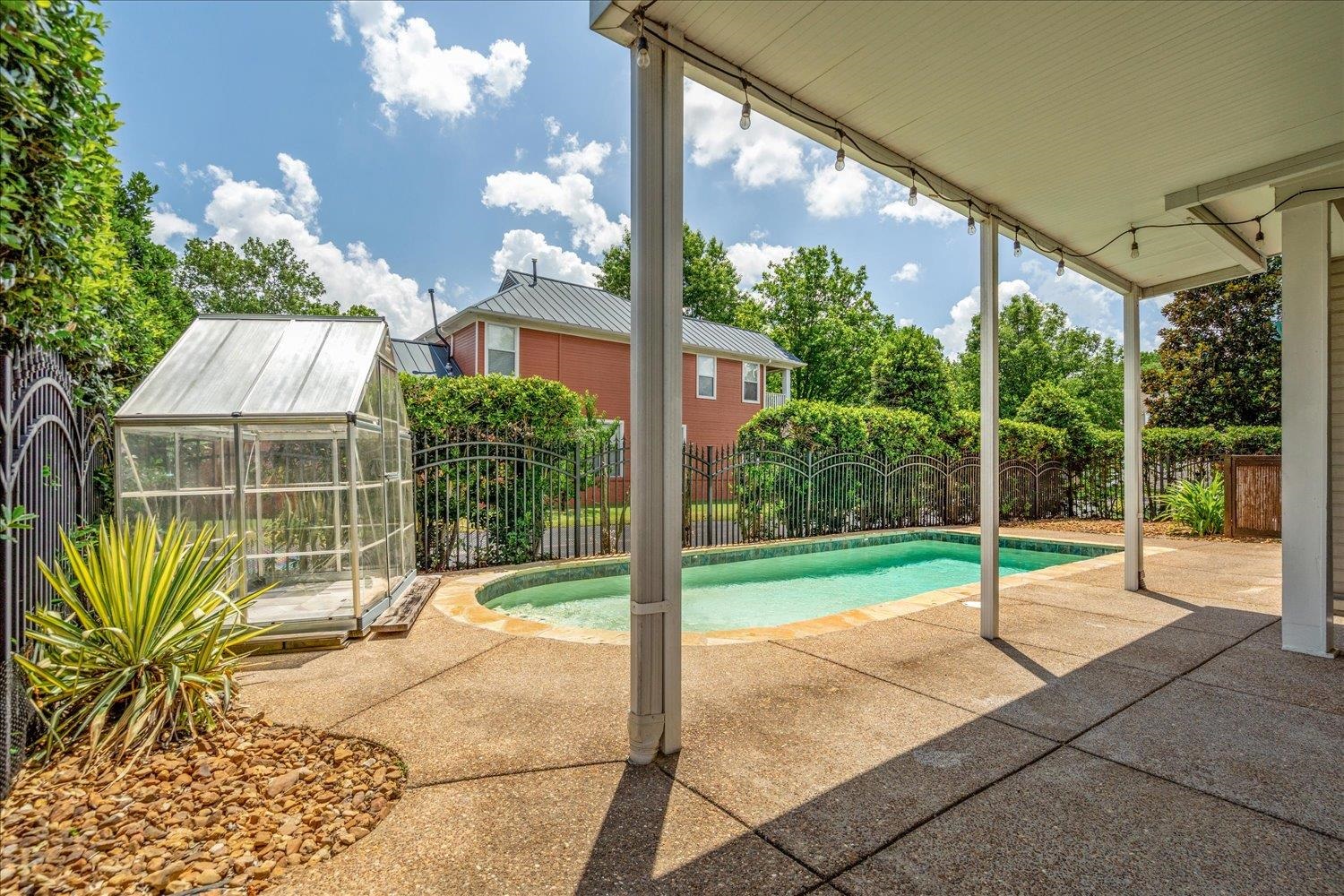 258 FLEETS ISLAND DR
