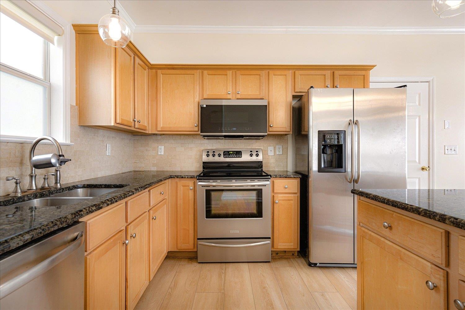 258 FLEETS ISLAND DR