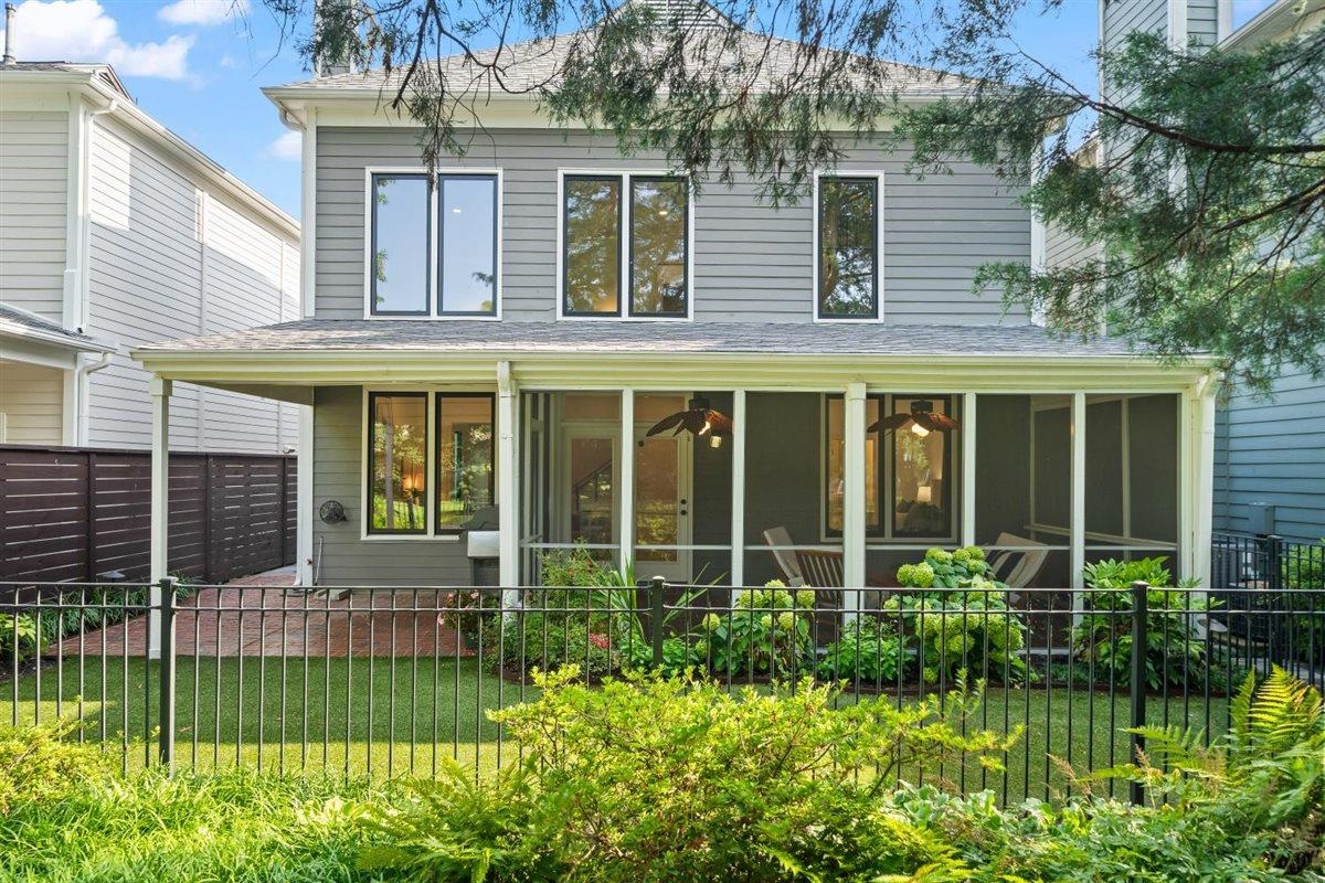 137 RUNNING RIVER PL