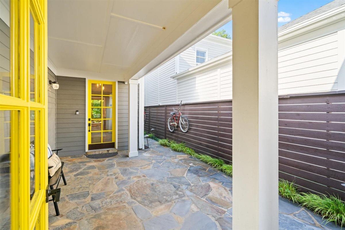 137 RUNNING RIVER PL