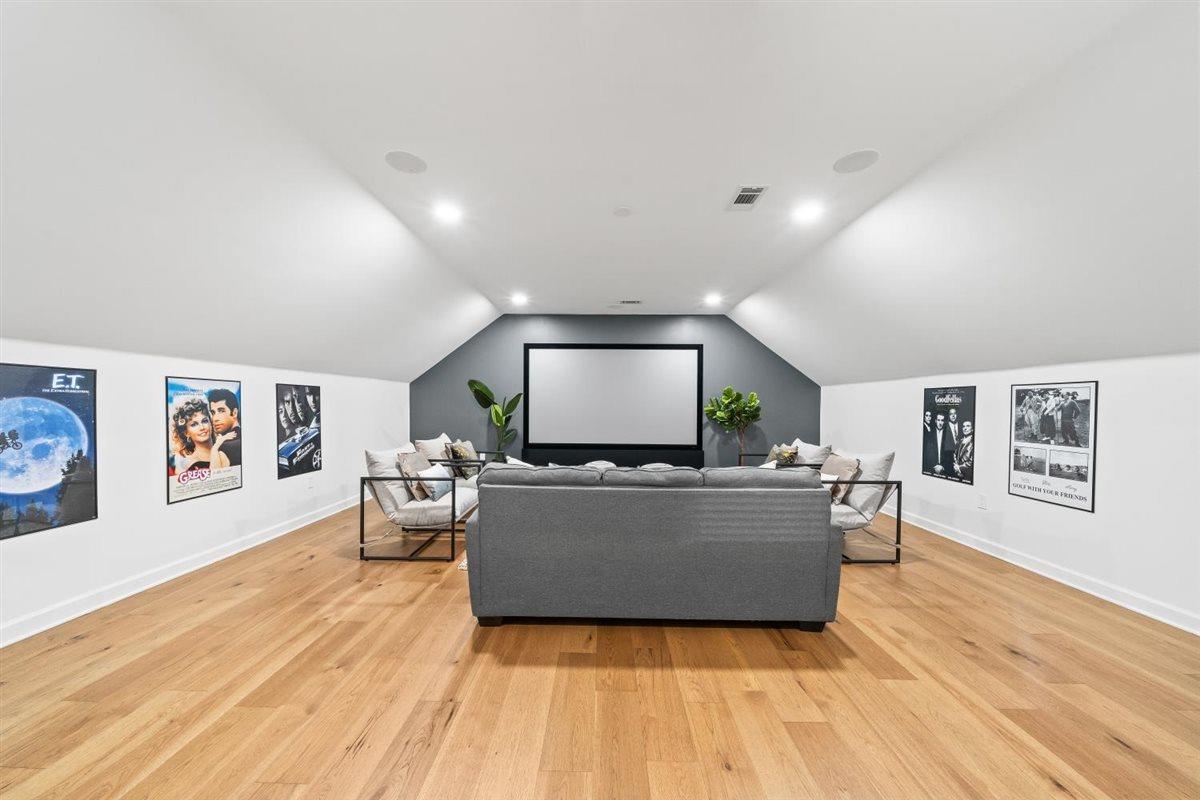 137 RUNNING RIVER PL