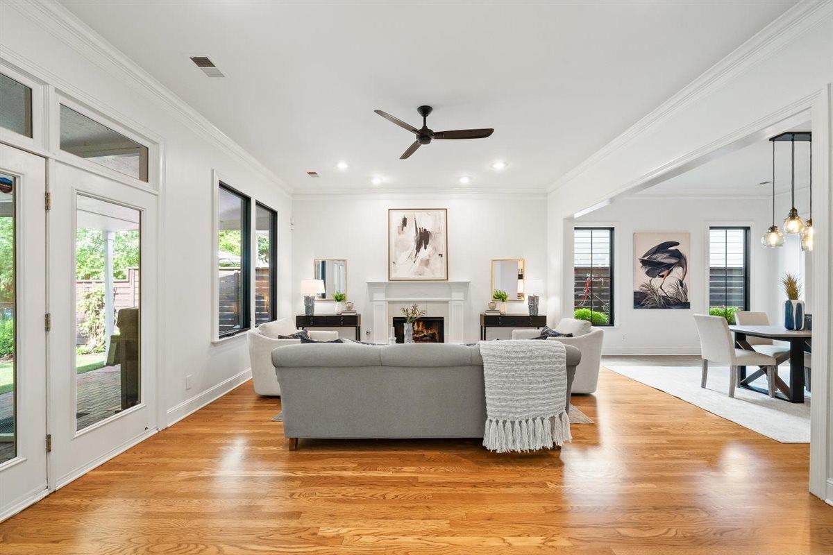 137 RUNNING RIVER PL