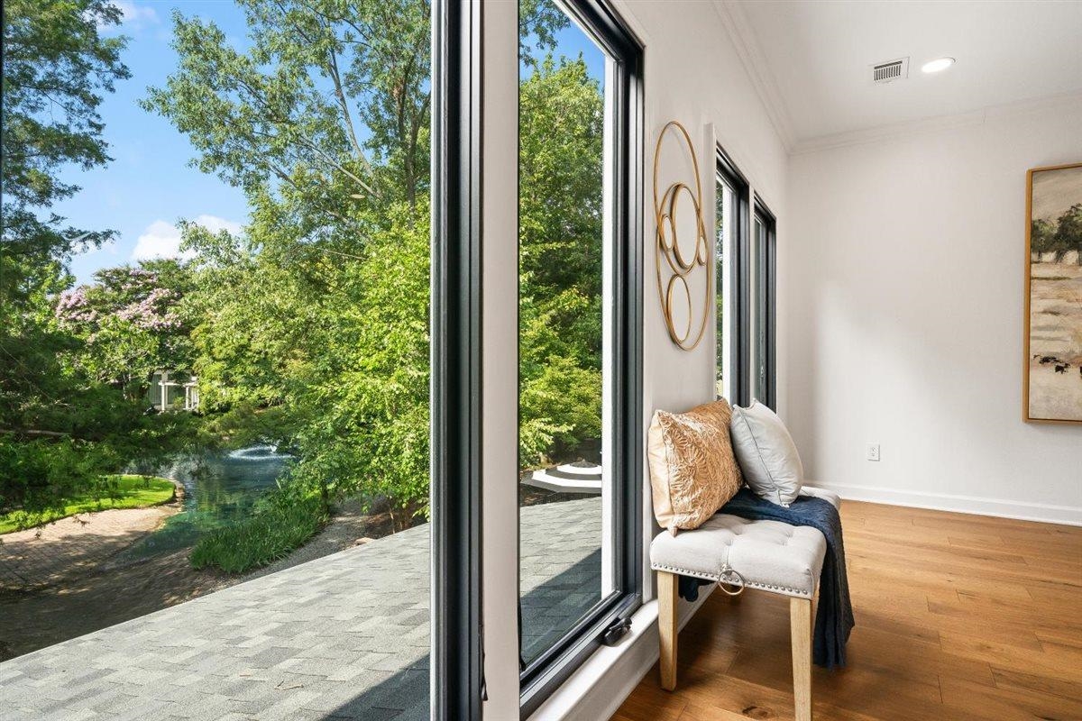 137 RUNNING RIVER PL