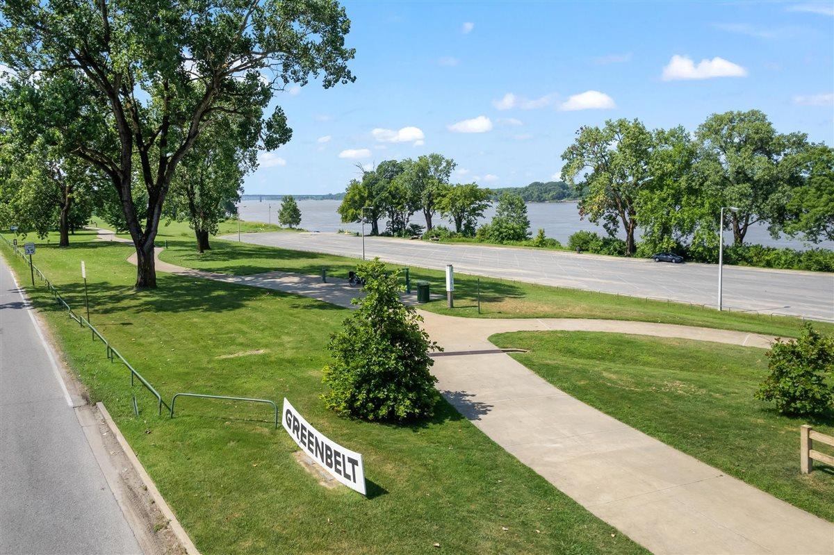 137 RUNNING RIVER PL