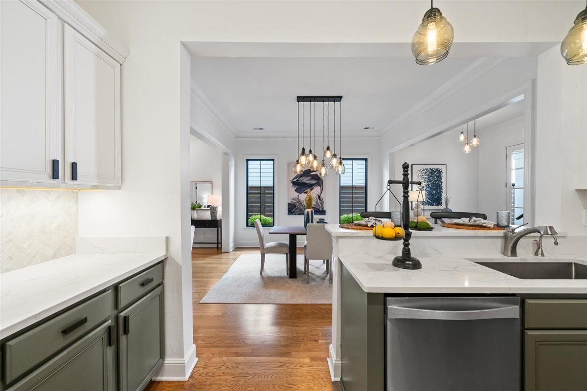 137 RUNNING RIVER PL