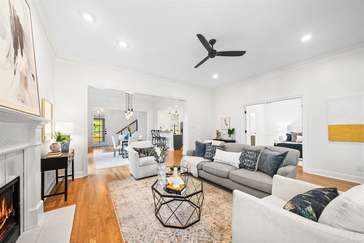 137 RUNNING RIVER PL