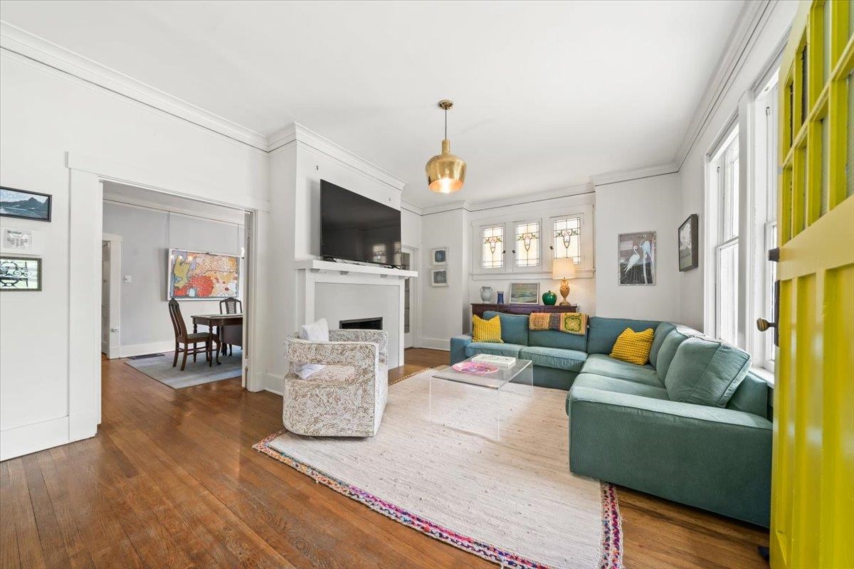 2012 HIGBEE AVE