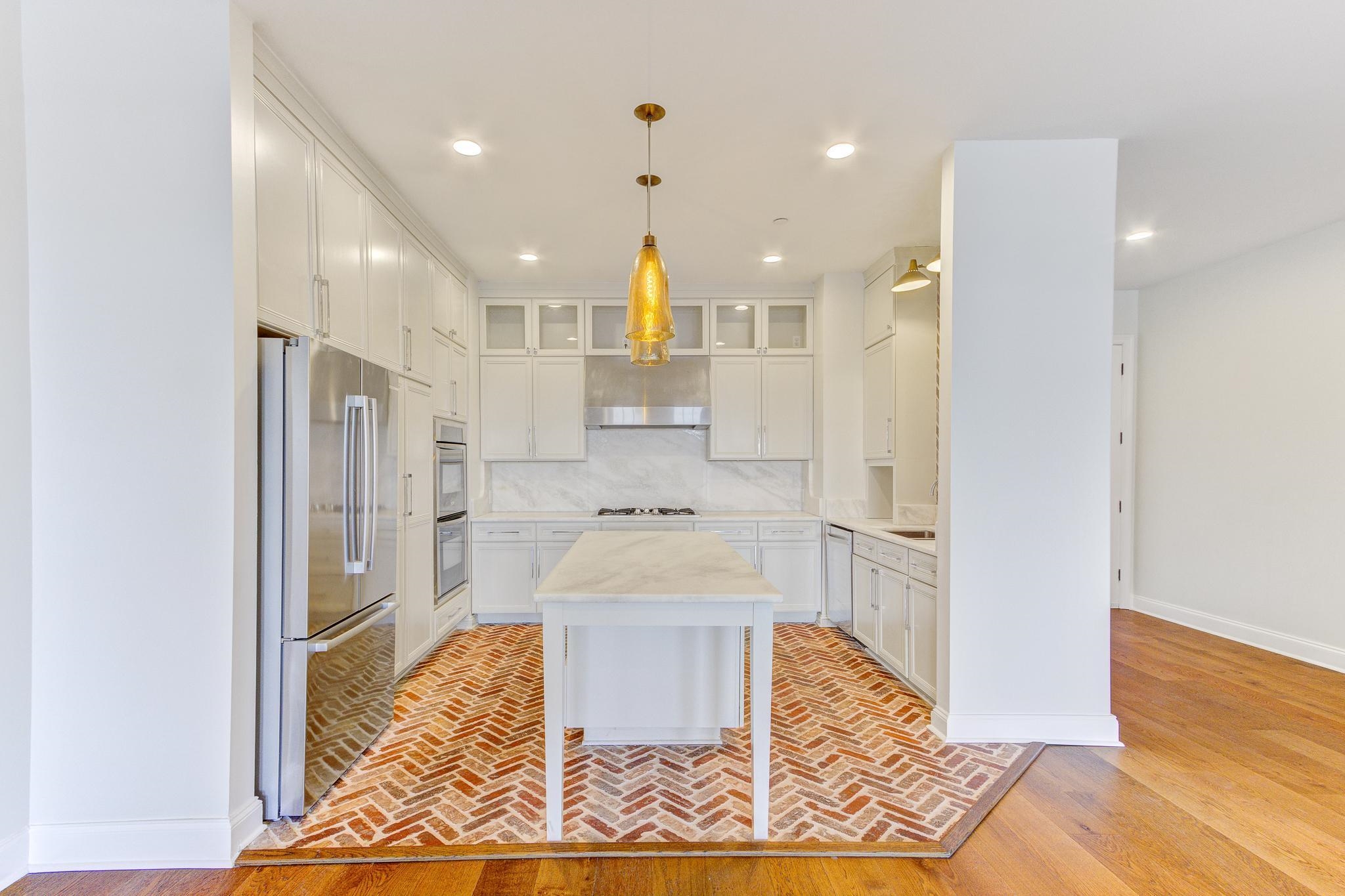 65 PONTOTOC AVE Unit: 302