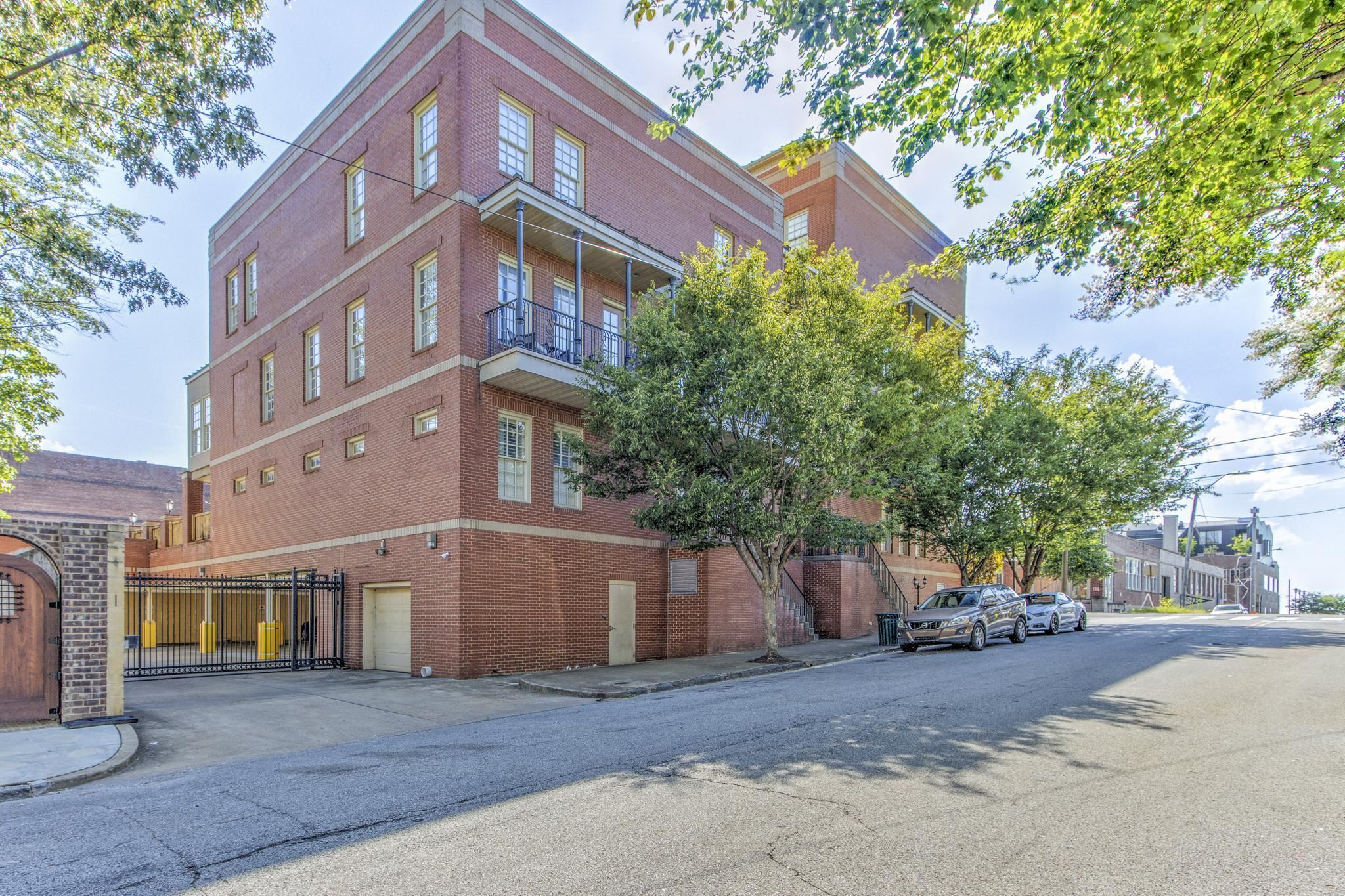 65 PONTOTOC AVE Unit: 302