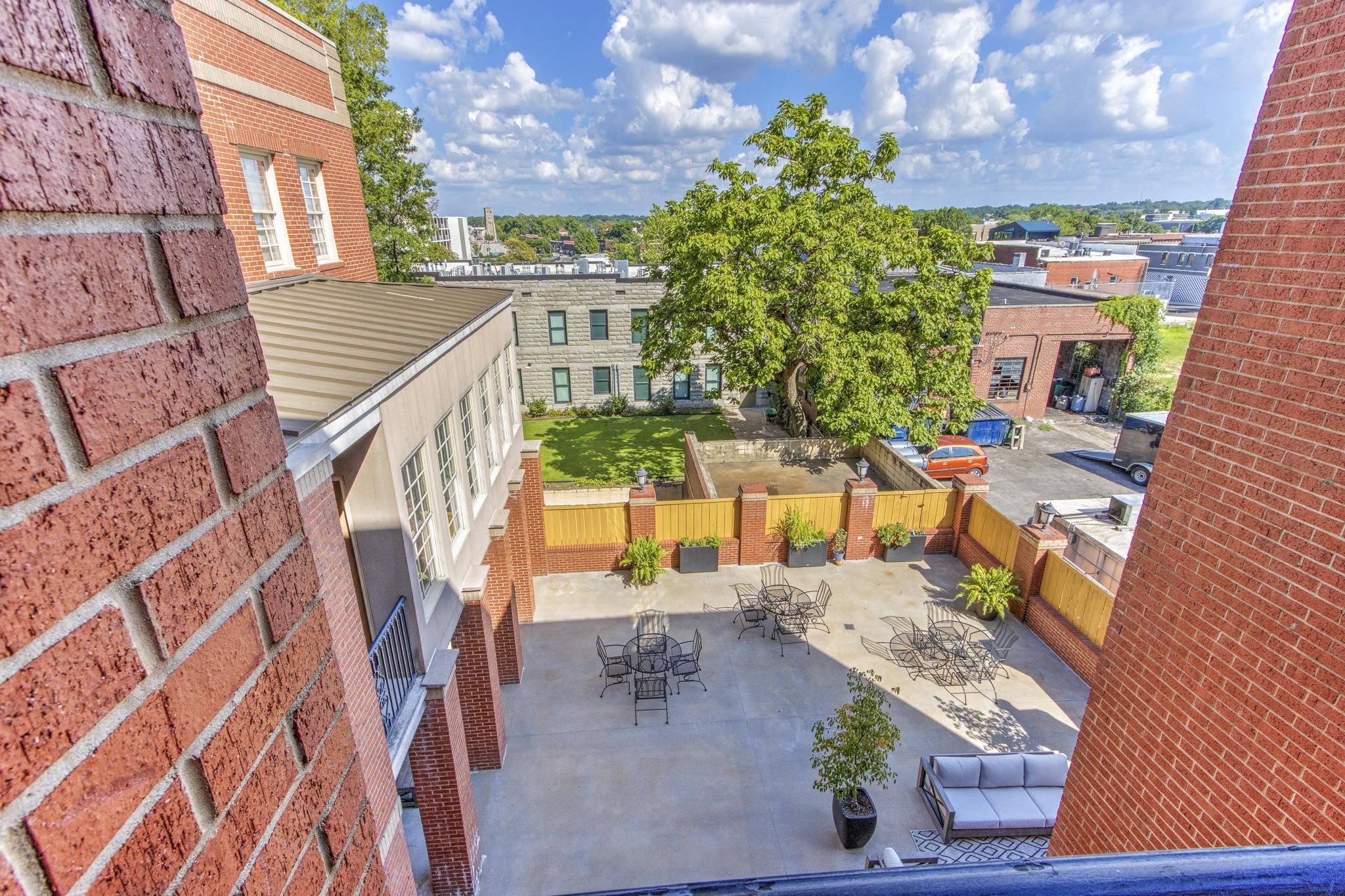 65 PONTOTOC AVE Unit: 302