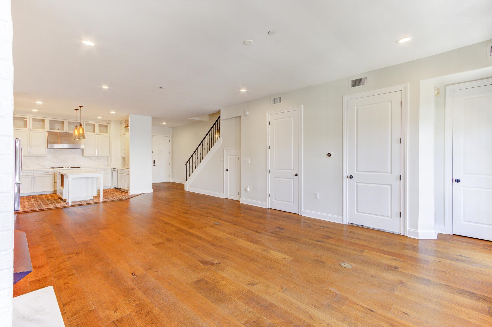 65 PONTOTOC AVE Unit: 302