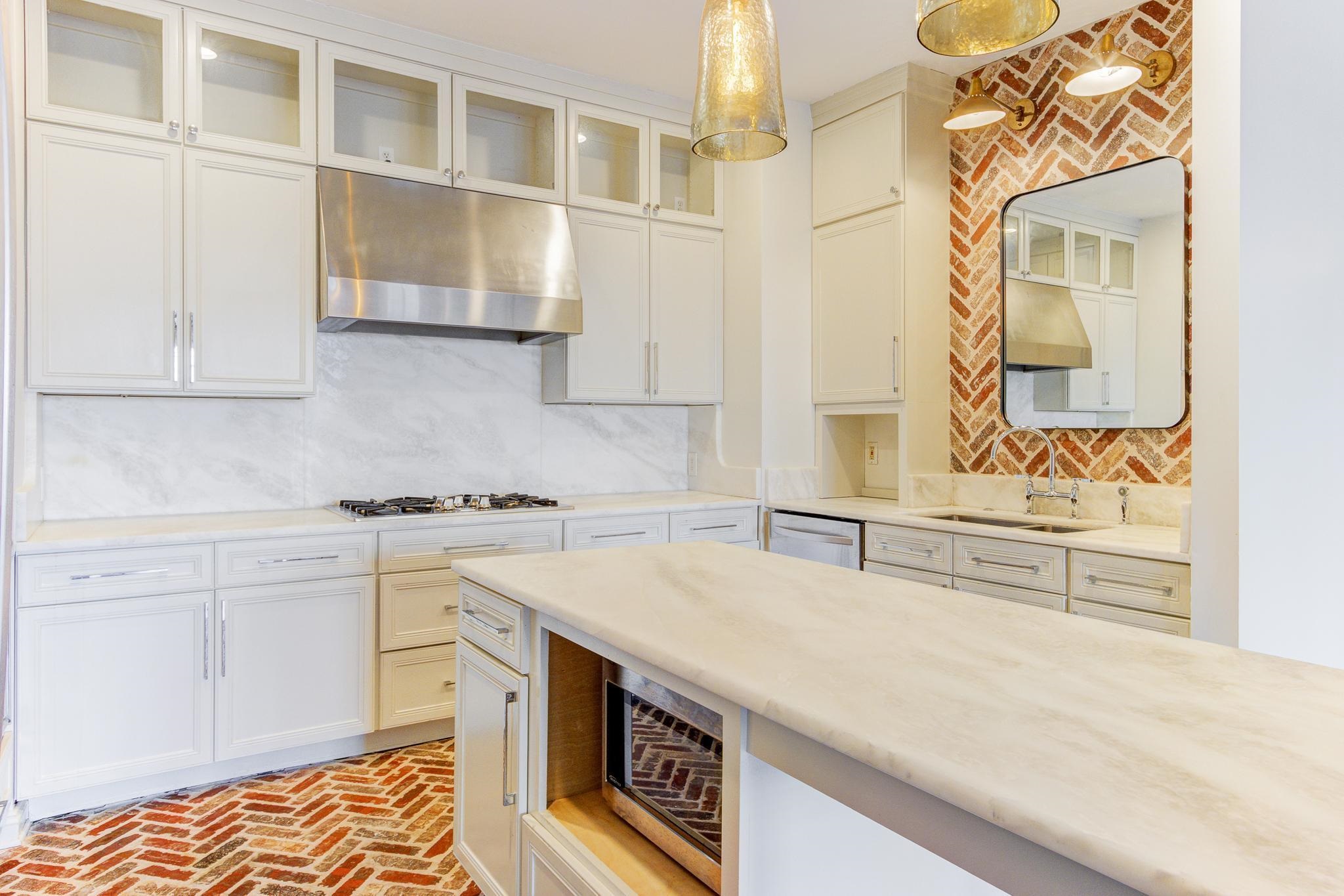 65 PONTOTOC AVE Unit: 302