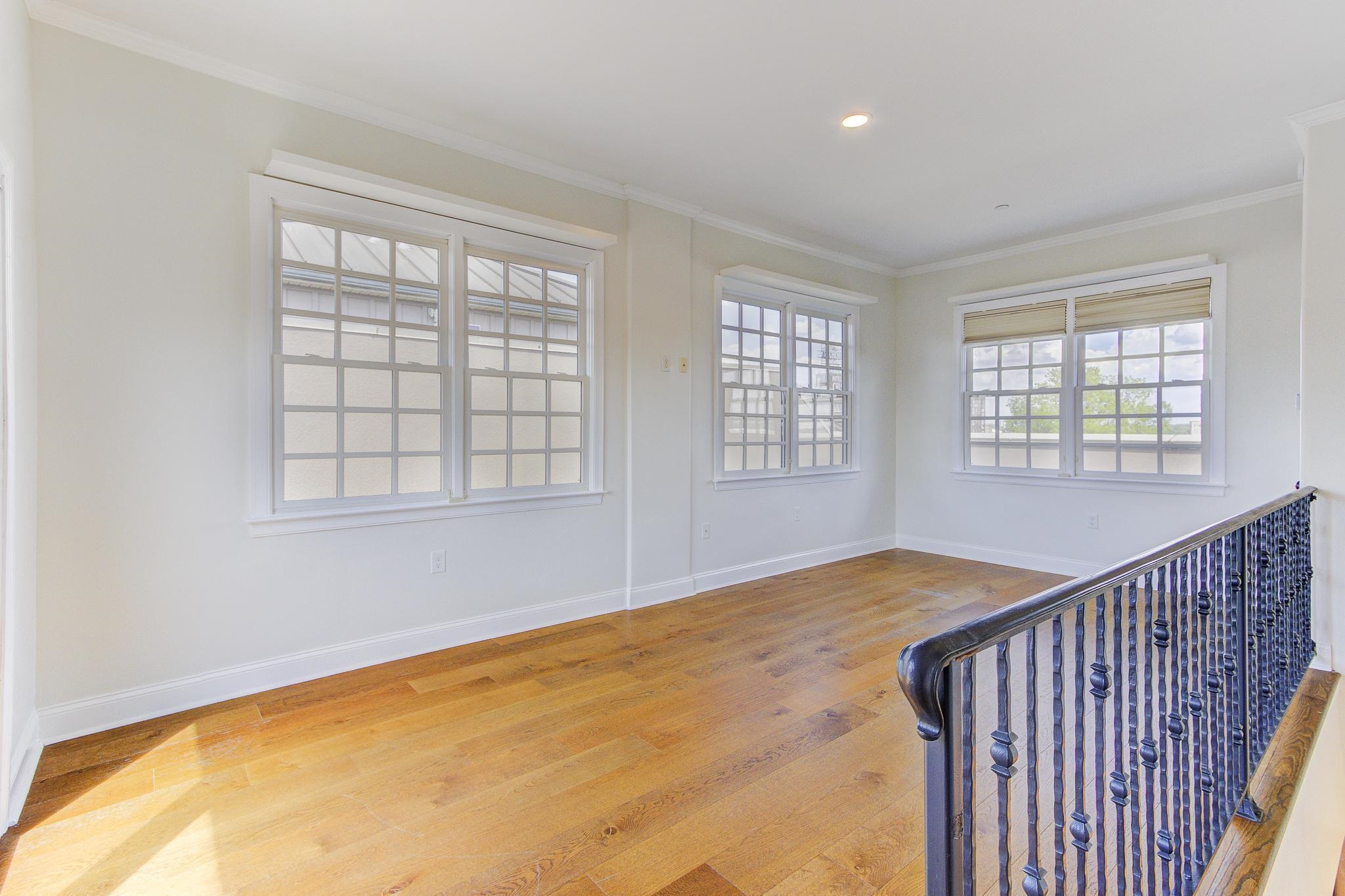 65 PONTOTOC AVE Unit: 302