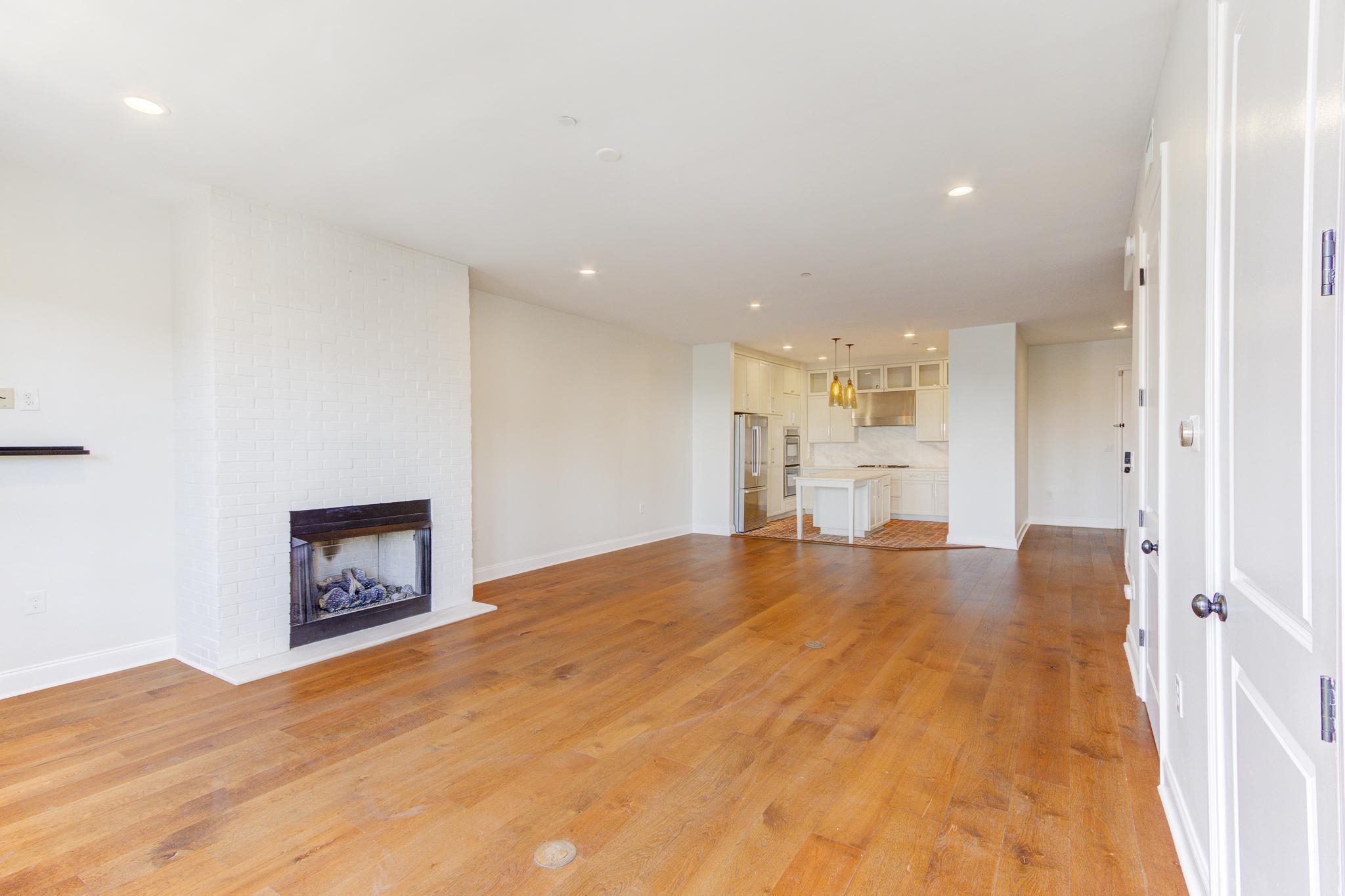 65 PONTOTOC AVE Unit: 302