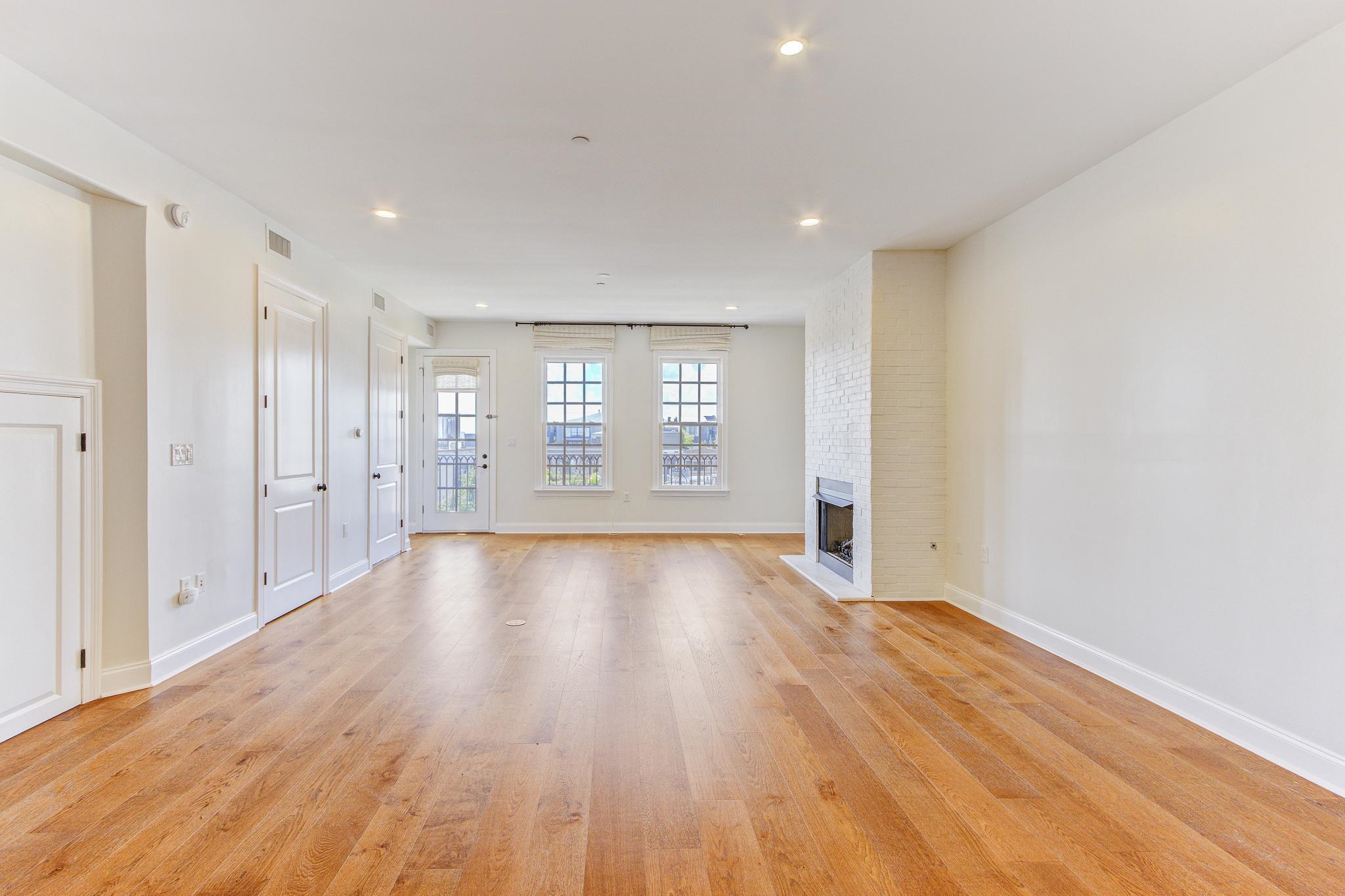 65 PONTOTOC AVE Unit: 302