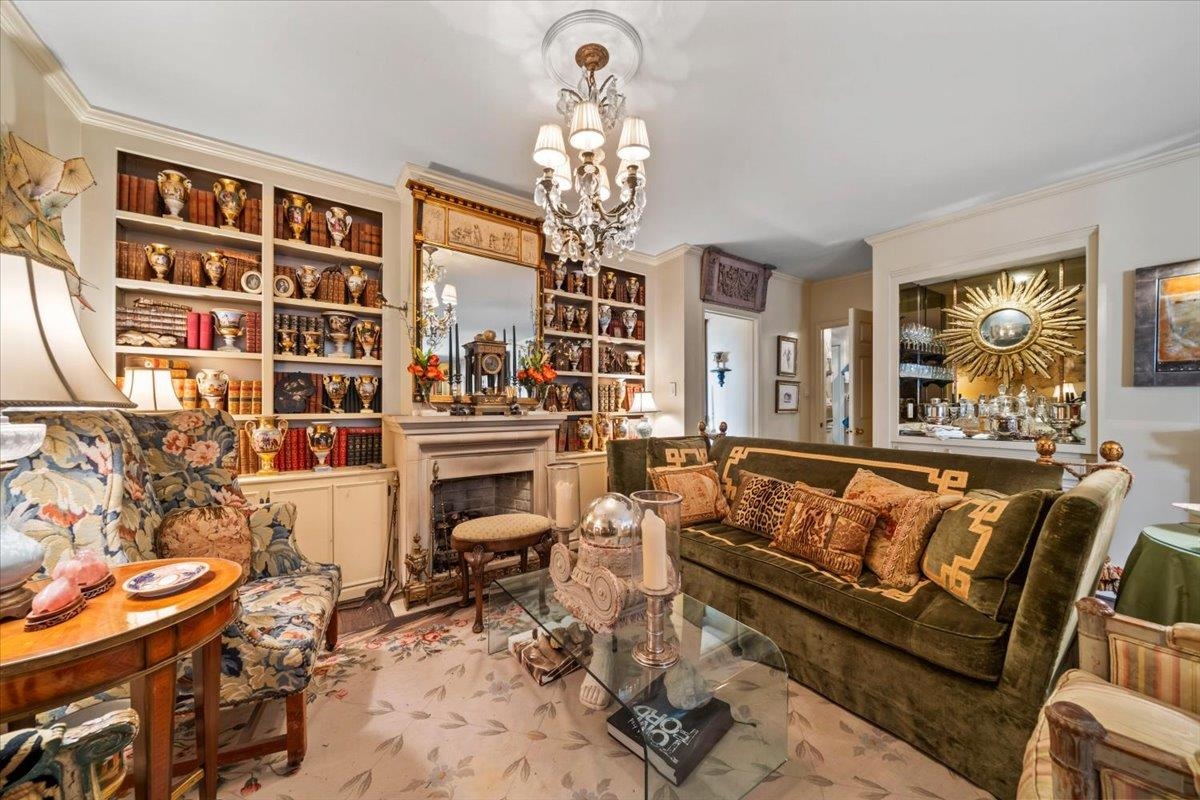 475 N HIGHLAND AVE Unit: 12A B