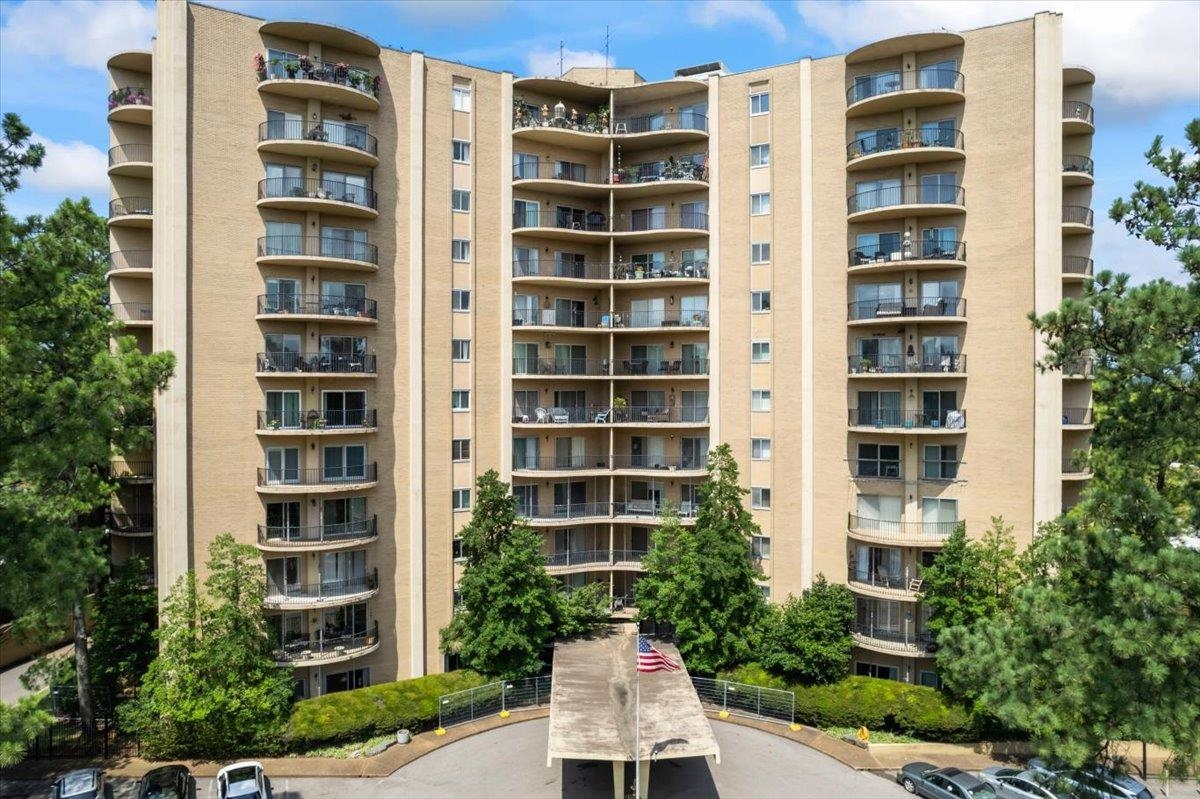 475 N HIGHLAND AVE Unit: 12A B