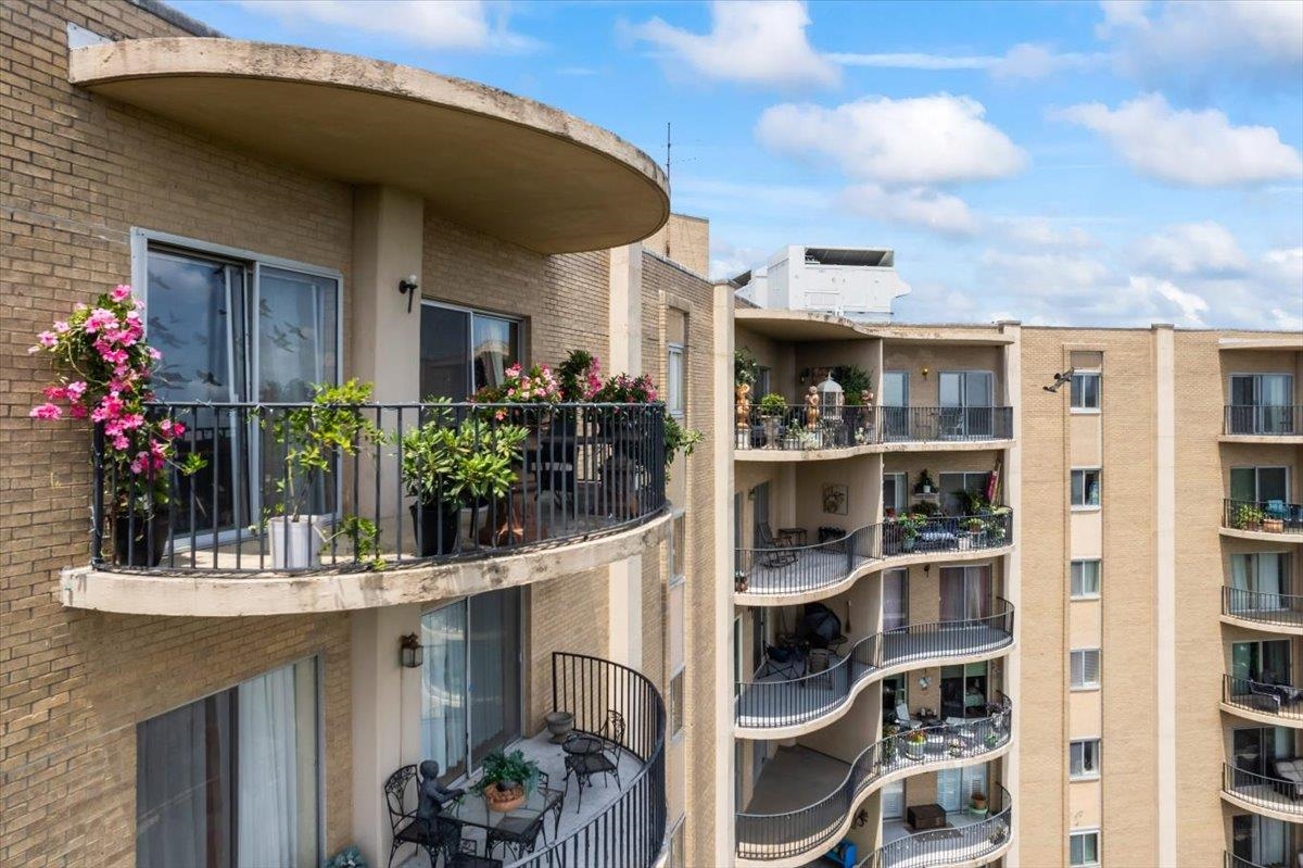 475 N HIGHLAND AVE Unit: 12A B