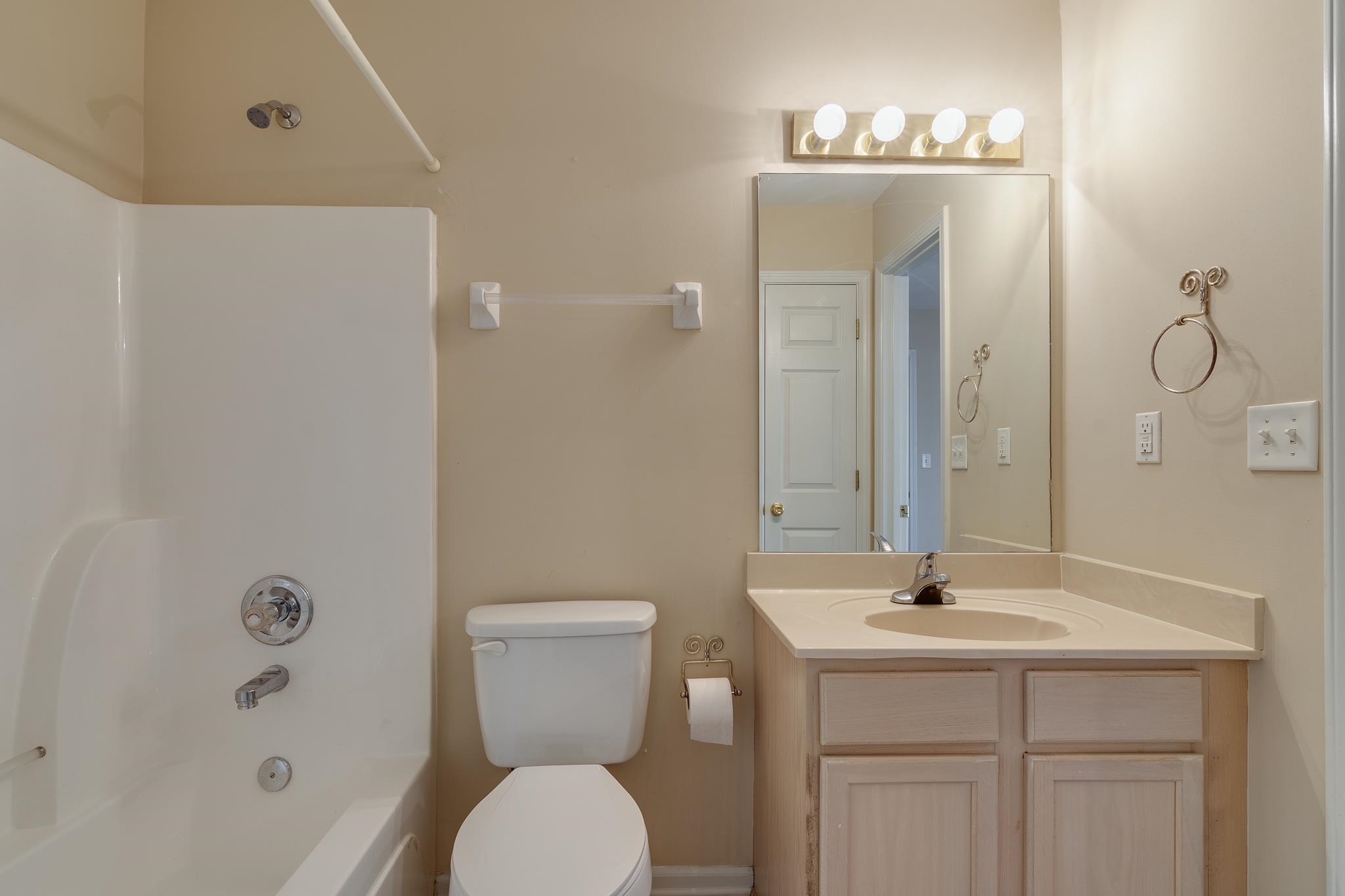 331 FOUNTAIN RIVER DR