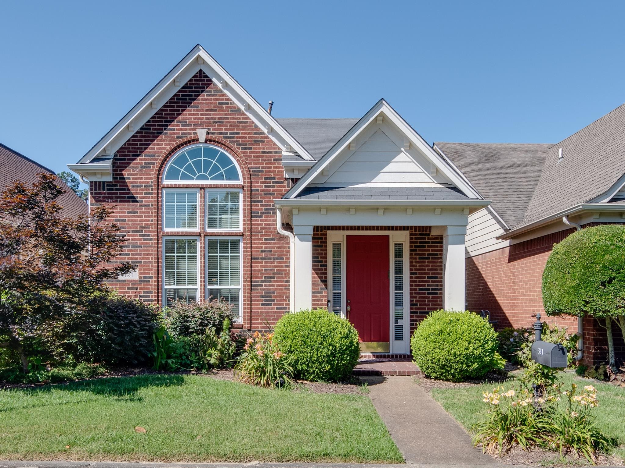 331 FOUNTAIN RIVER DR