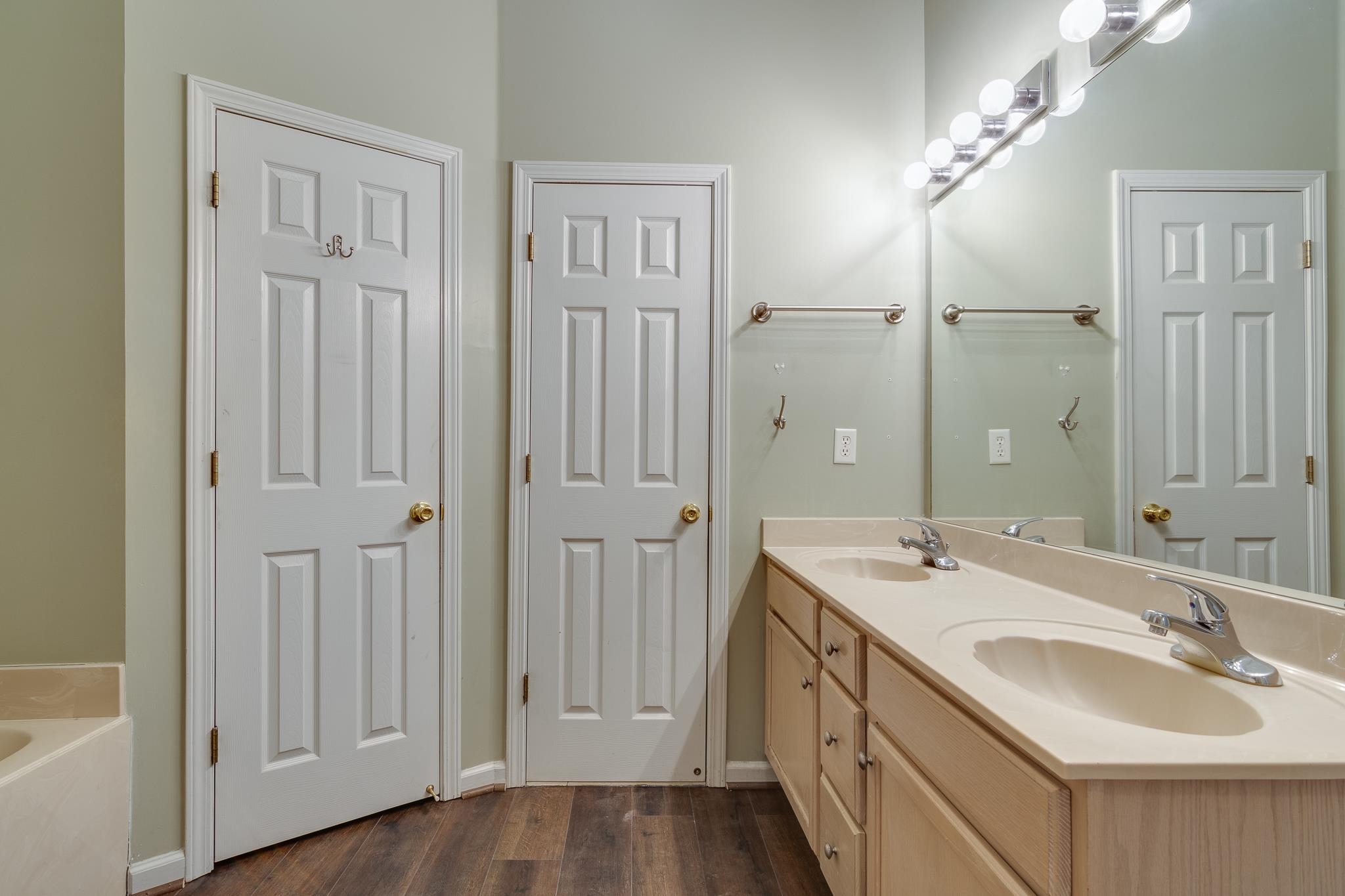 331 FOUNTAIN RIVER DR