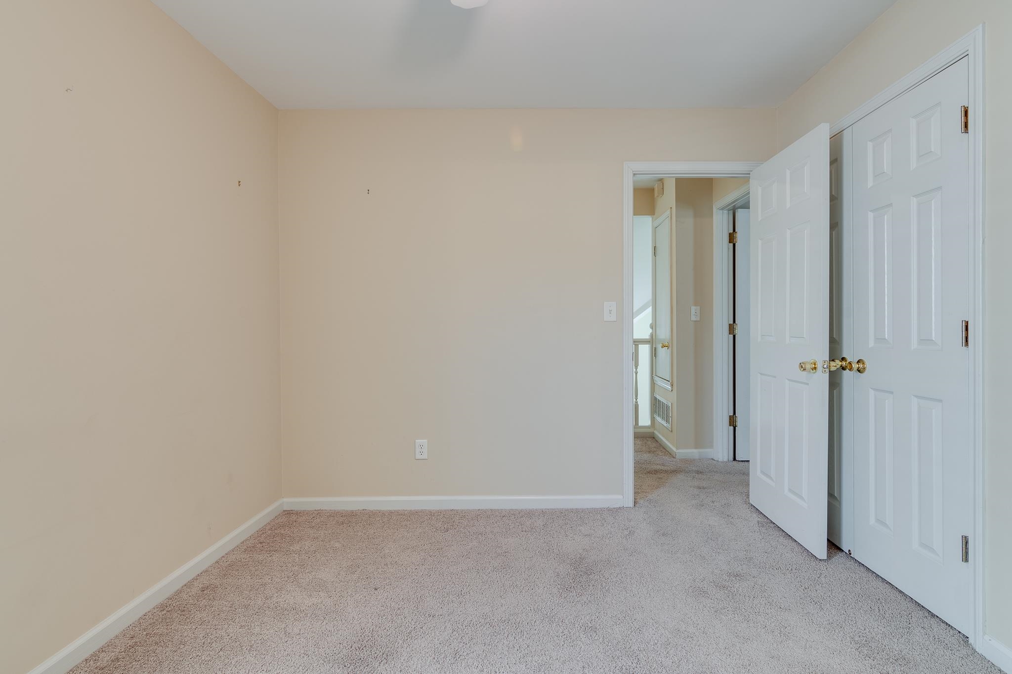 331 FOUNTAIN RIVER DR