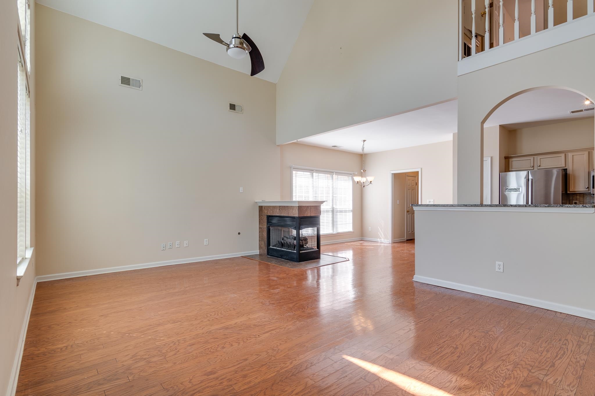 331 FOUNTAIN RIVER DR