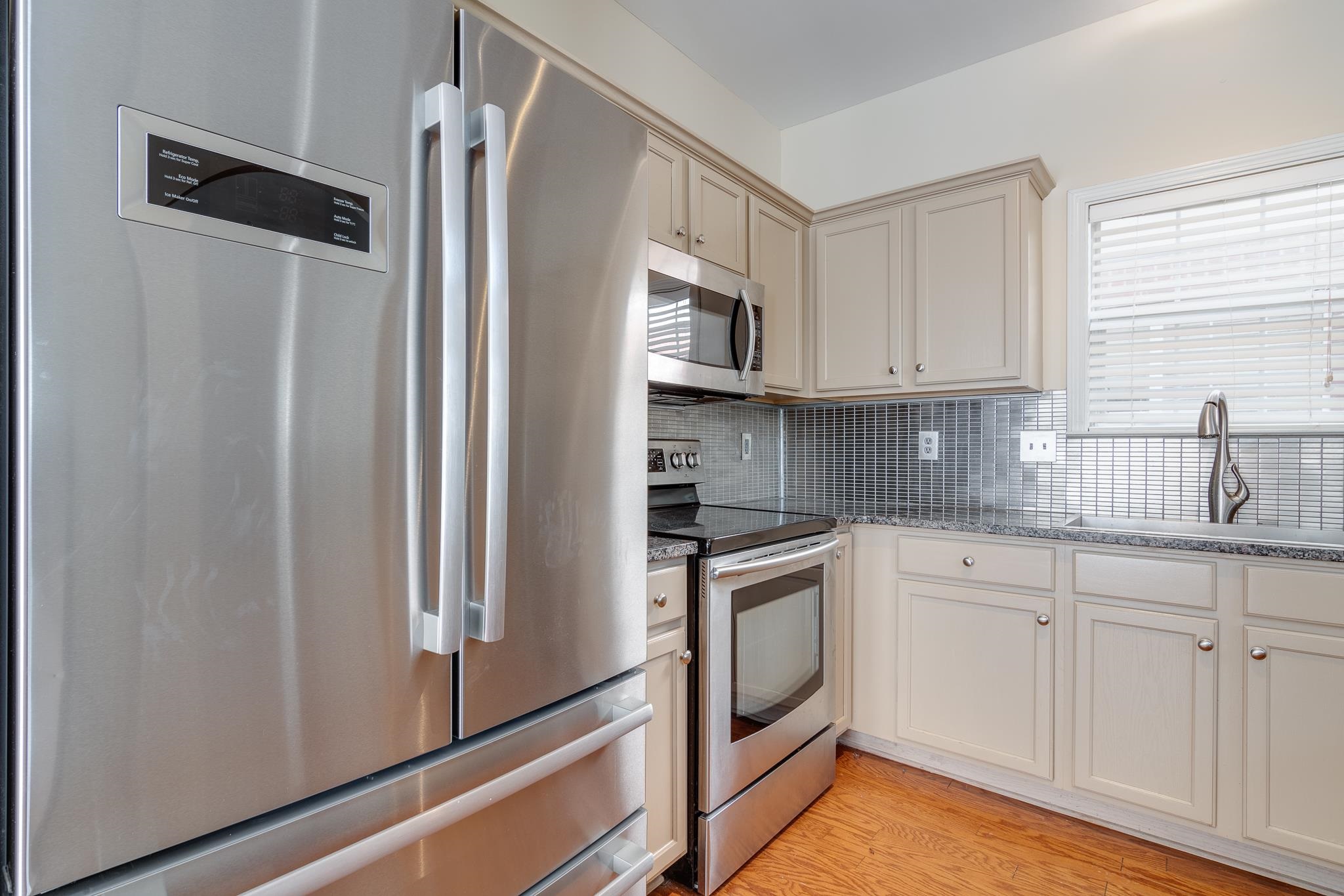 331 FOUNTAIN RIVER DR